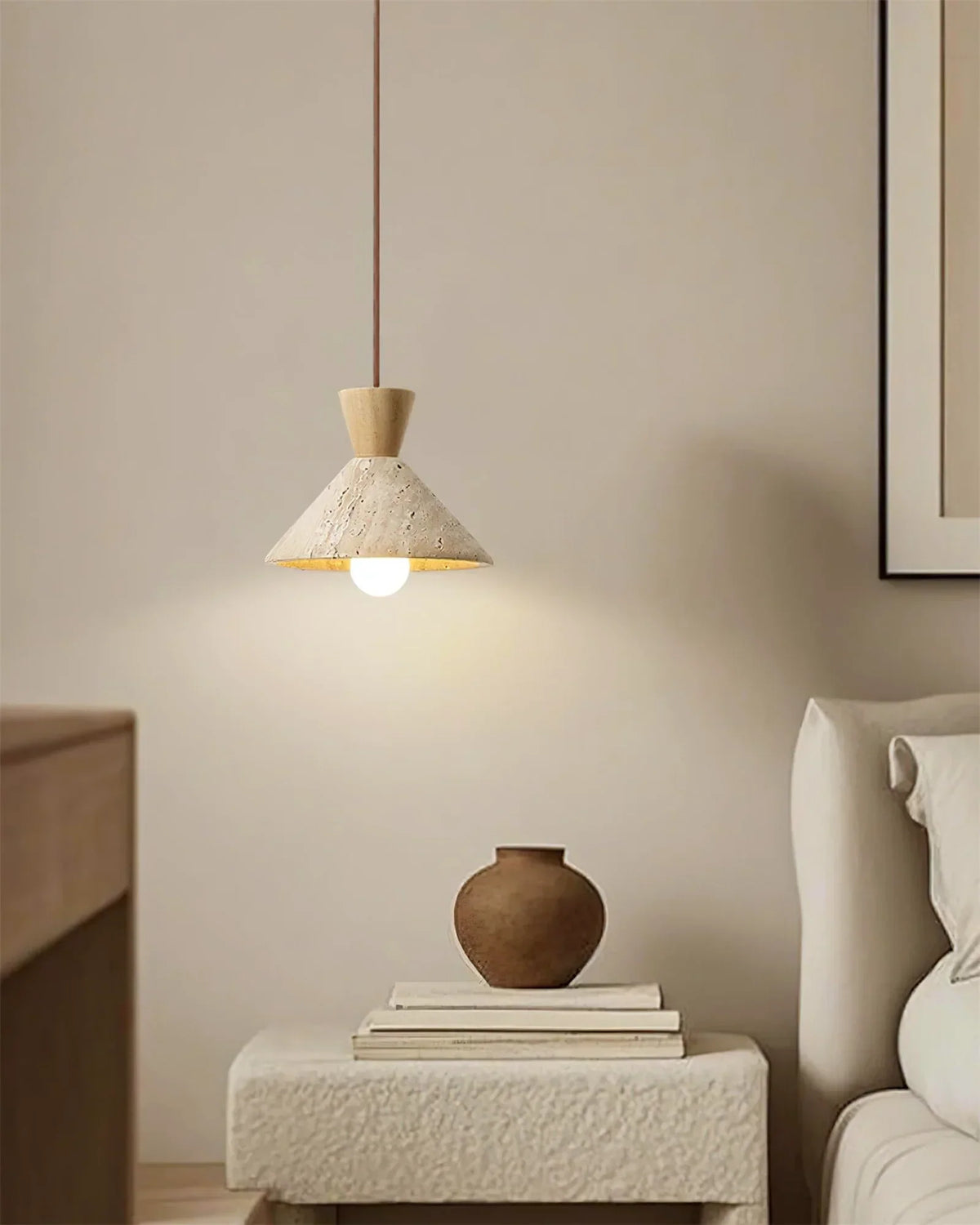 Cone Forma Travertine Pendant Lamp – Travertine detail 6