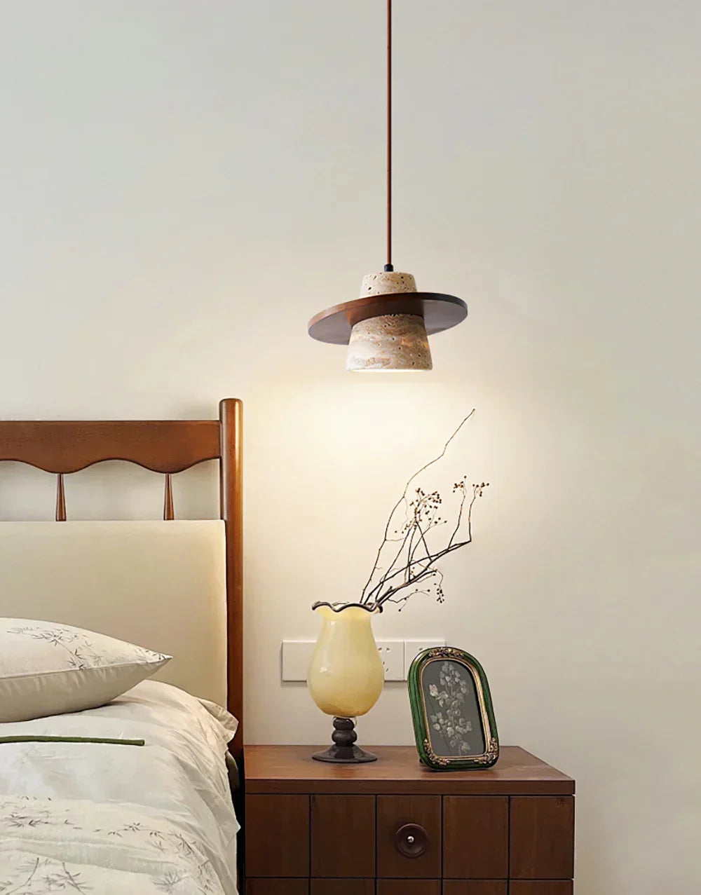 Conical Travertine Ring Pendant Lamp – Travertine detail 5