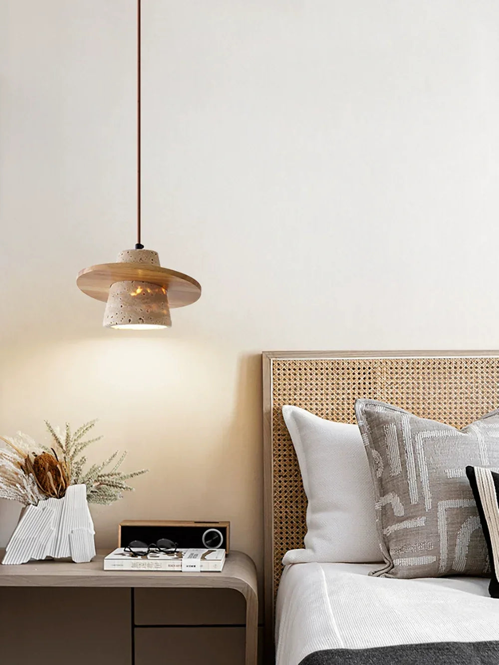 Conical Travertine Ring Pendant Lamp – Travertine detail 8