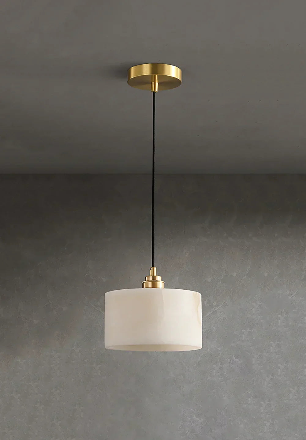 Cylindrical Alabaster Pendant Light – Alabaster detail 16