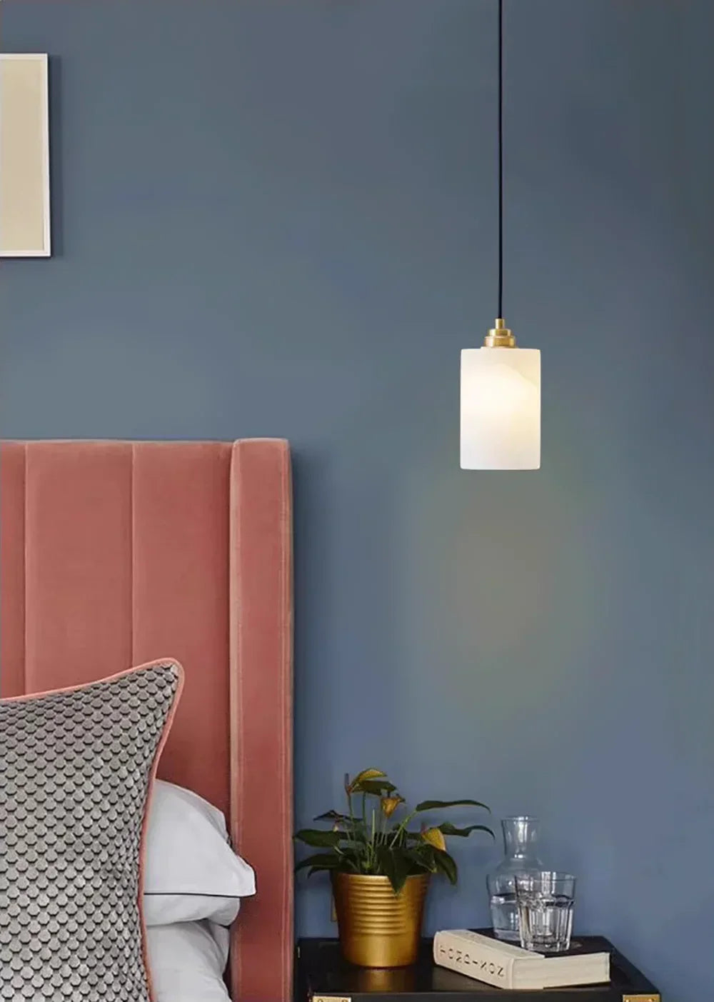 Cylindrical Alabaster Pendant Light – Alabaster detail 14