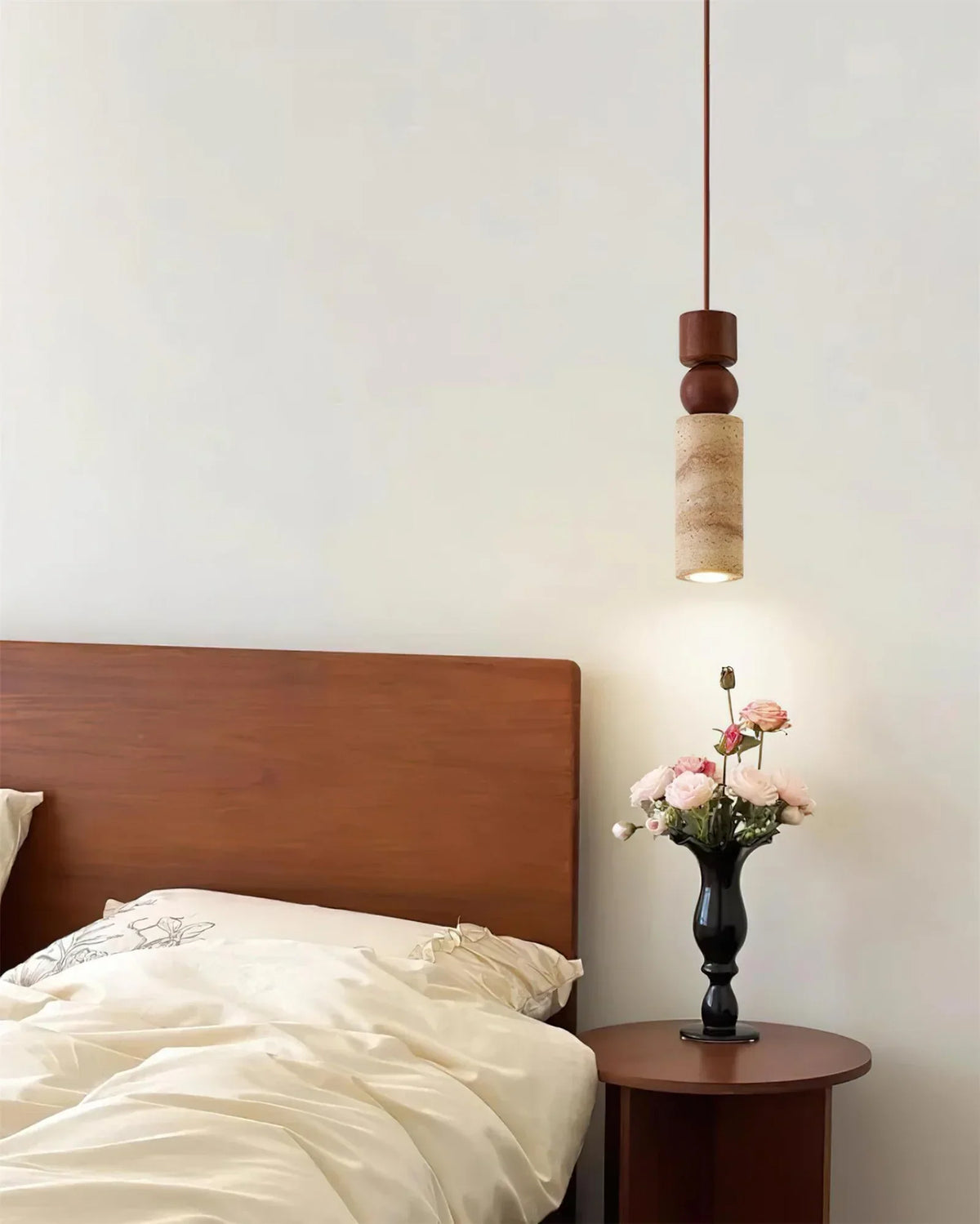 Cylindrical Travertine Fables Pendant Lamp – Travertine detail 8