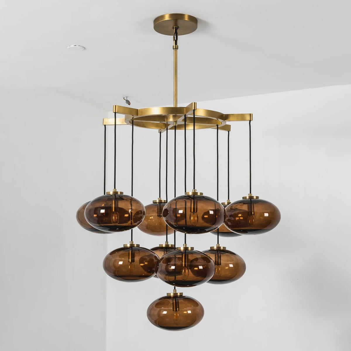 Halden Smoked Glass Cluster Chandelier – Glass detail 18