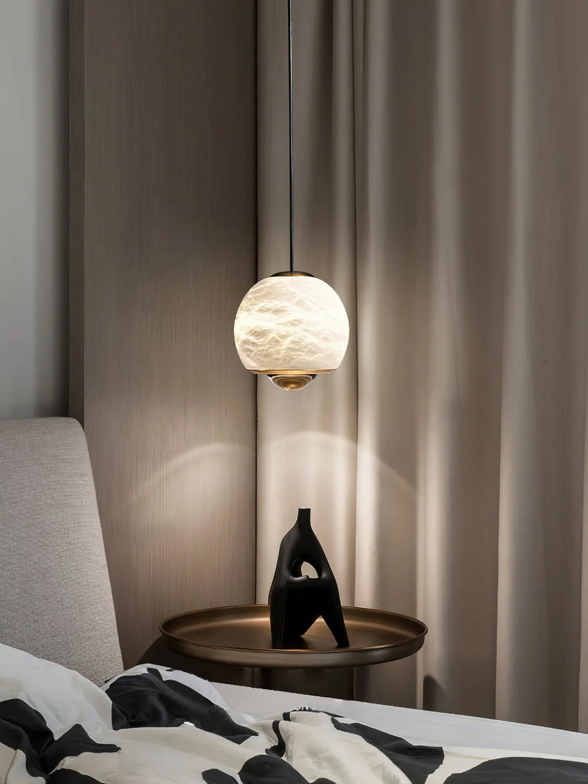 Ferox Alabaster Pendant Light – Alabaster detail 19