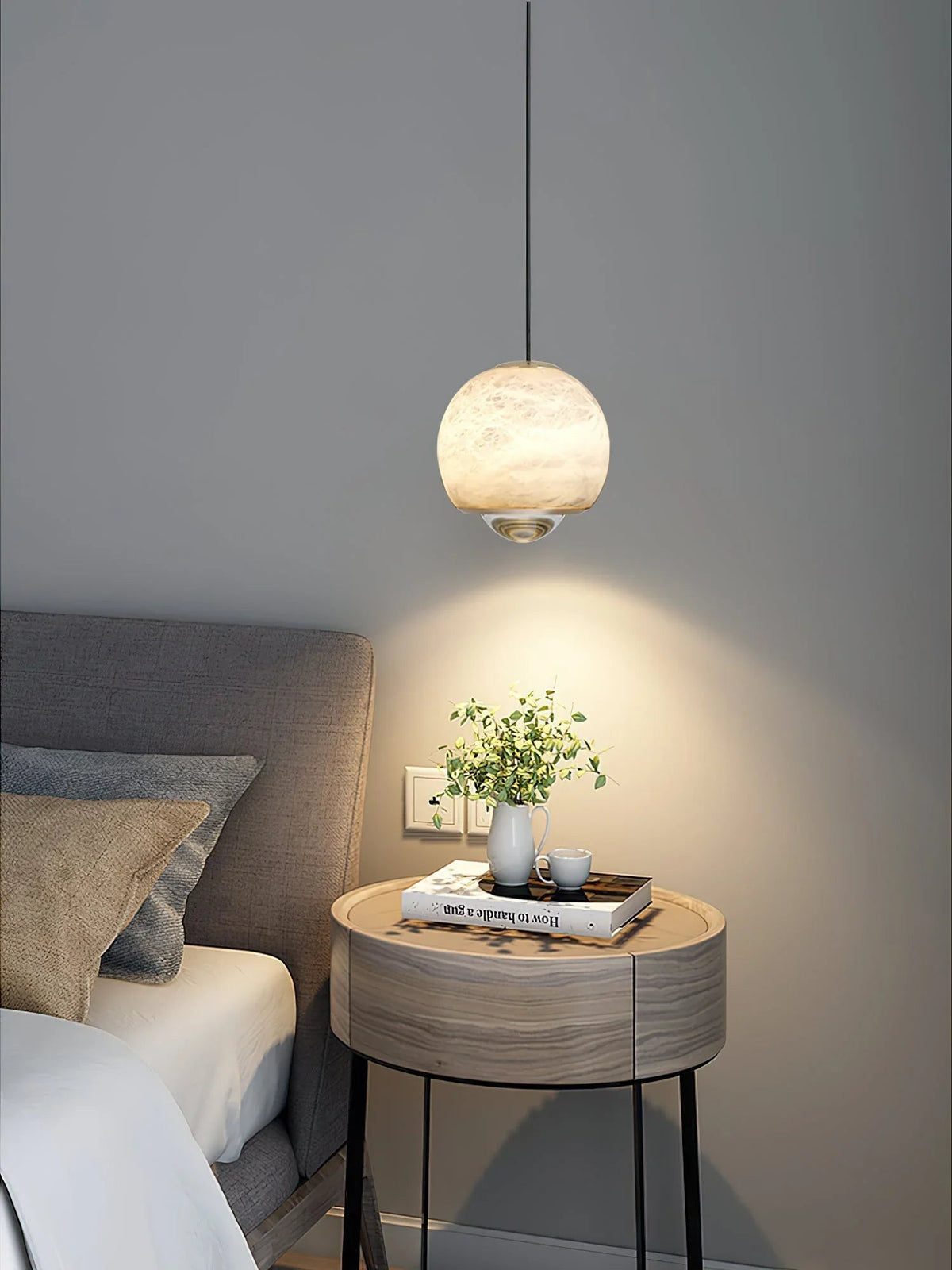 Ferox Alabaster Pendant Light – Alabaster detail 3