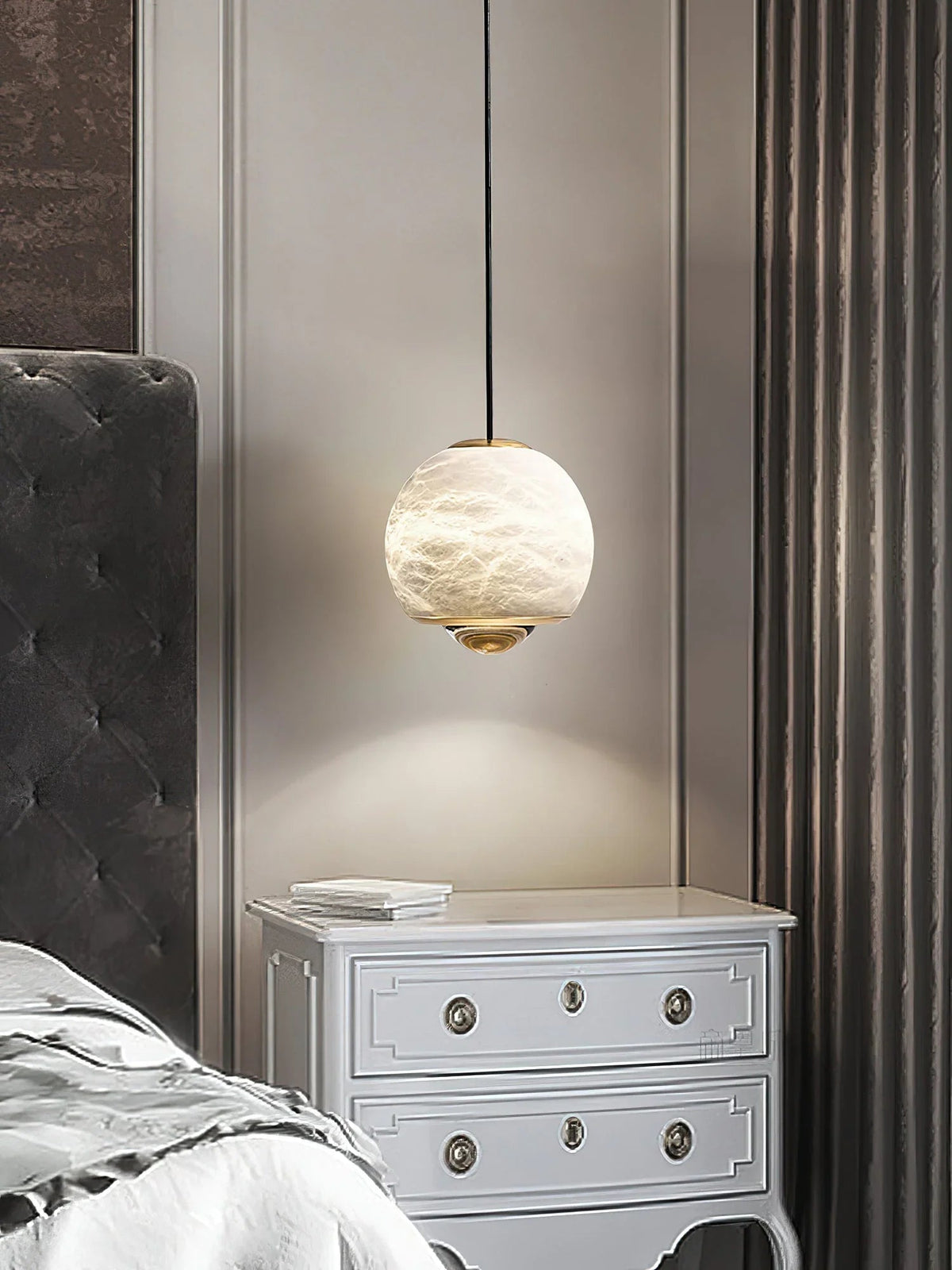 Ferox Alabaster Pendant Light – Alabaster detail 7