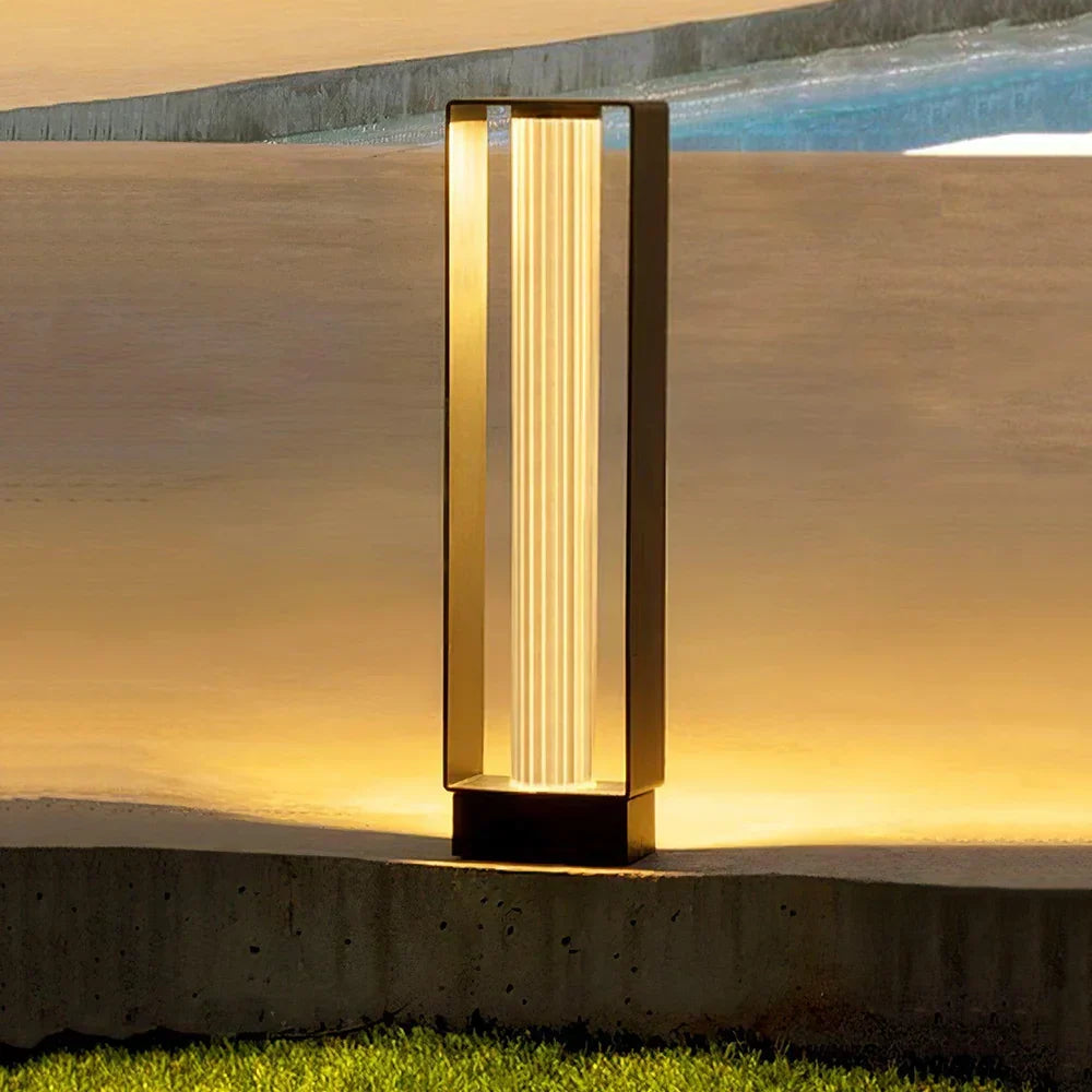 Frame Acrylic Outdoor Post Lamp Steel – Steel detail 2