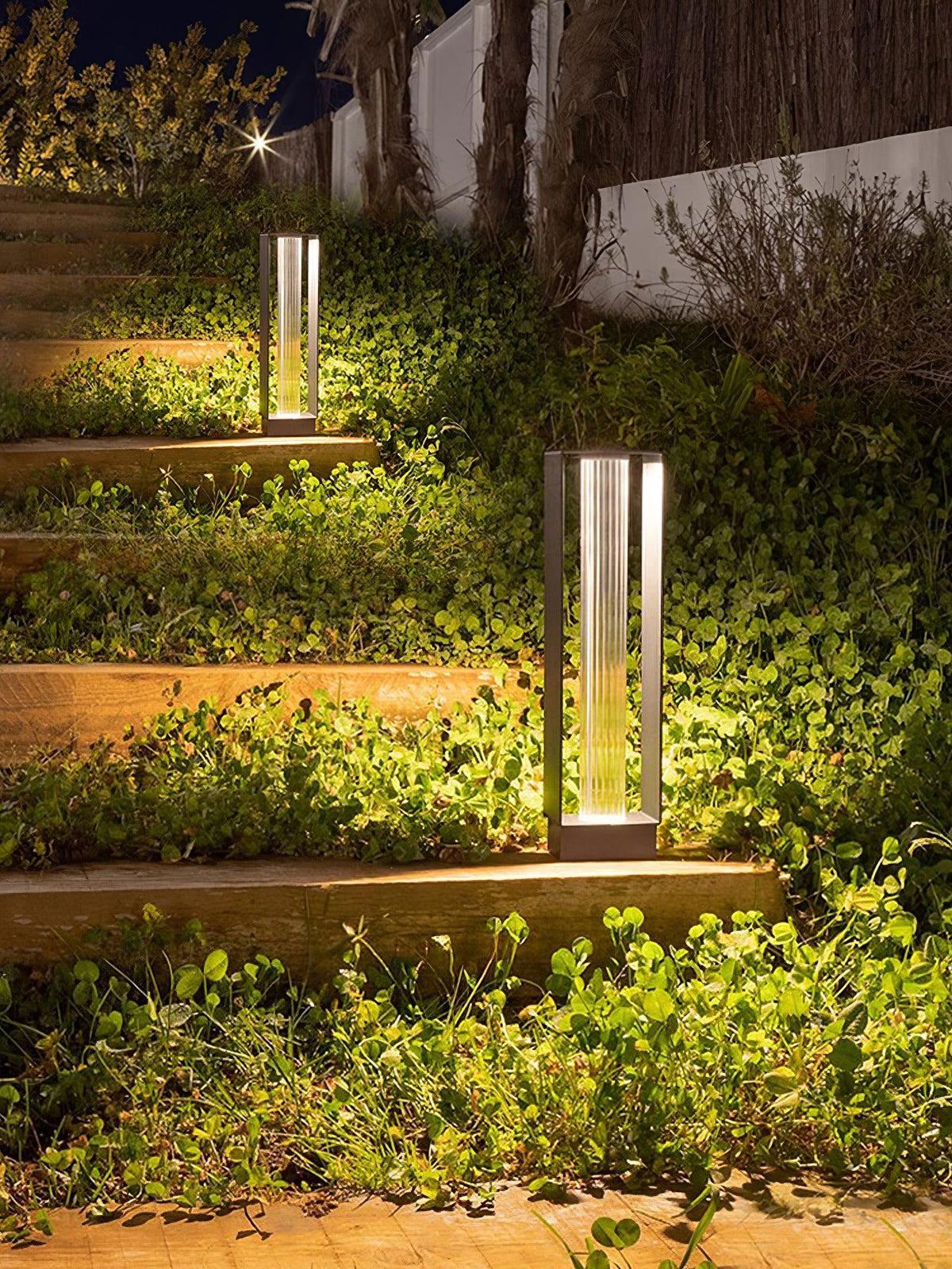 Frame Acrylic Outdoor Post Lamp Steel – Steel detail 12