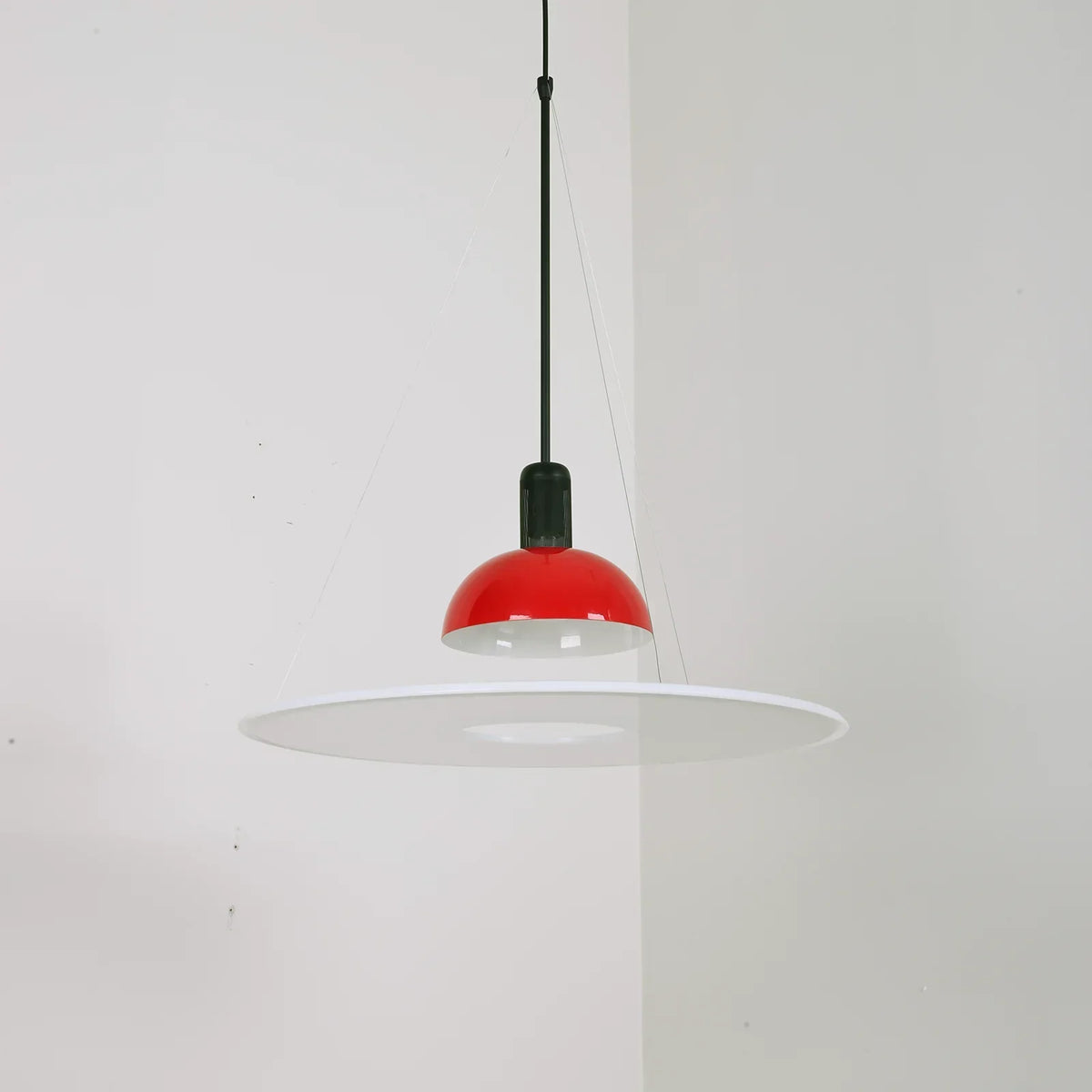 Frisbi Acrylic Disc Steel Pendant Light – Steel detail 36