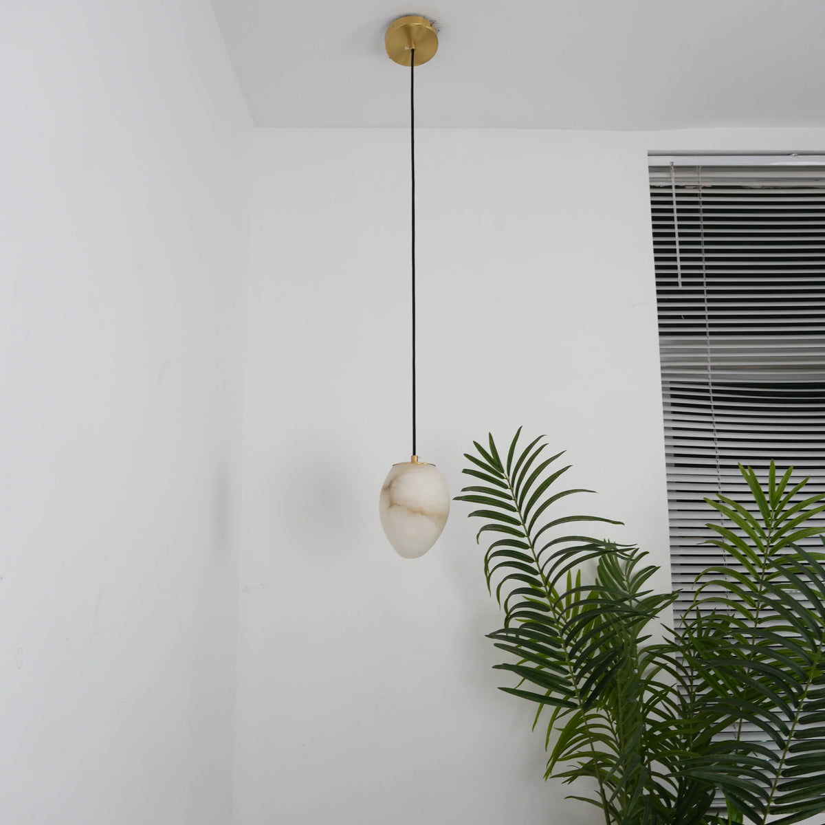 Pebble Alabaster Pendant Lamp – Alabaster detail 37