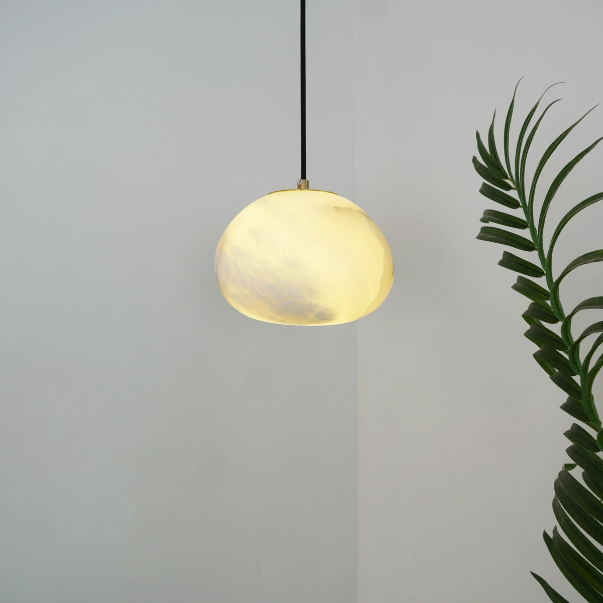 Pebble Alabaster Pendant Lamp – Alabaster detail 33