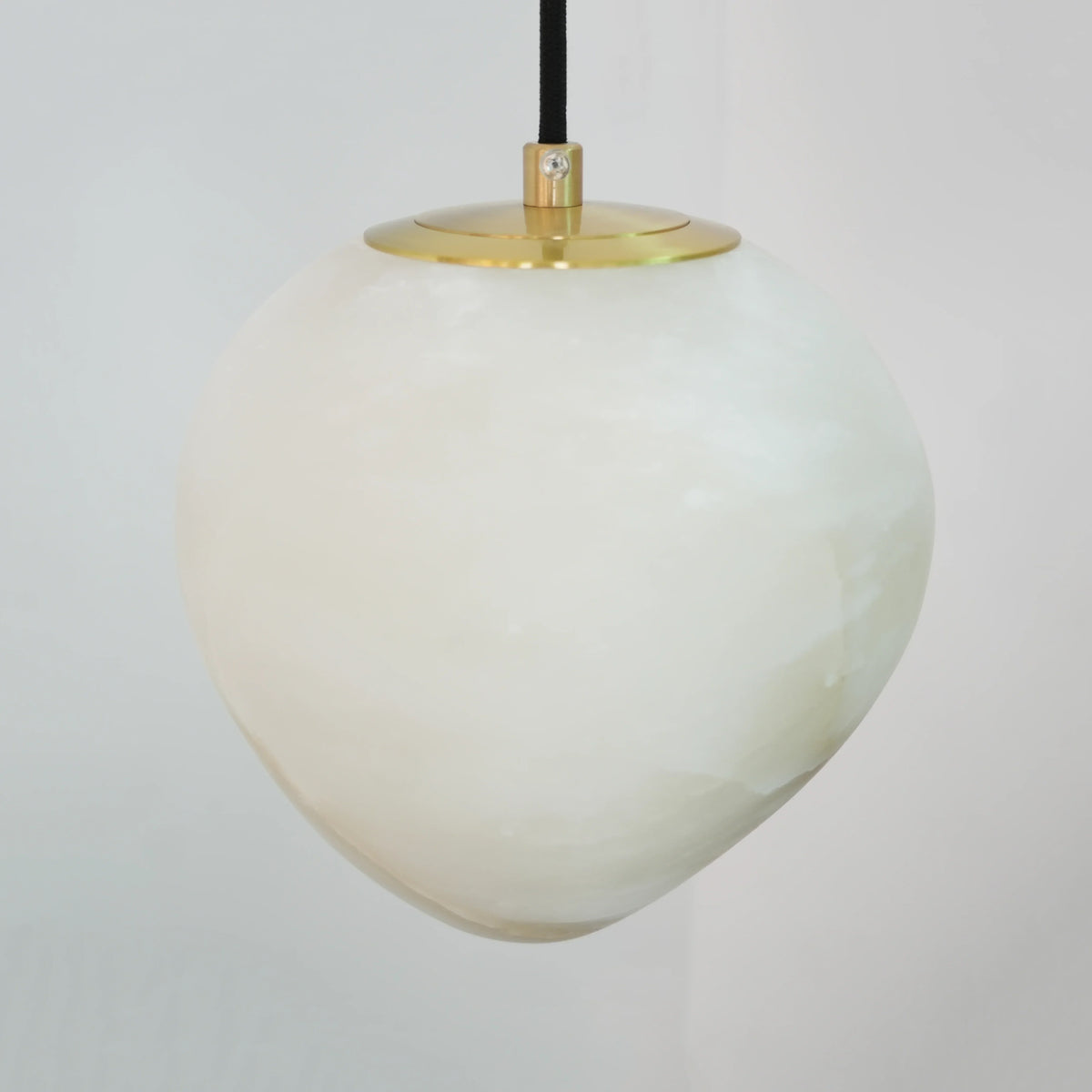 Pebble Alabaster Pendant Lamp – Alabaster detail 47
