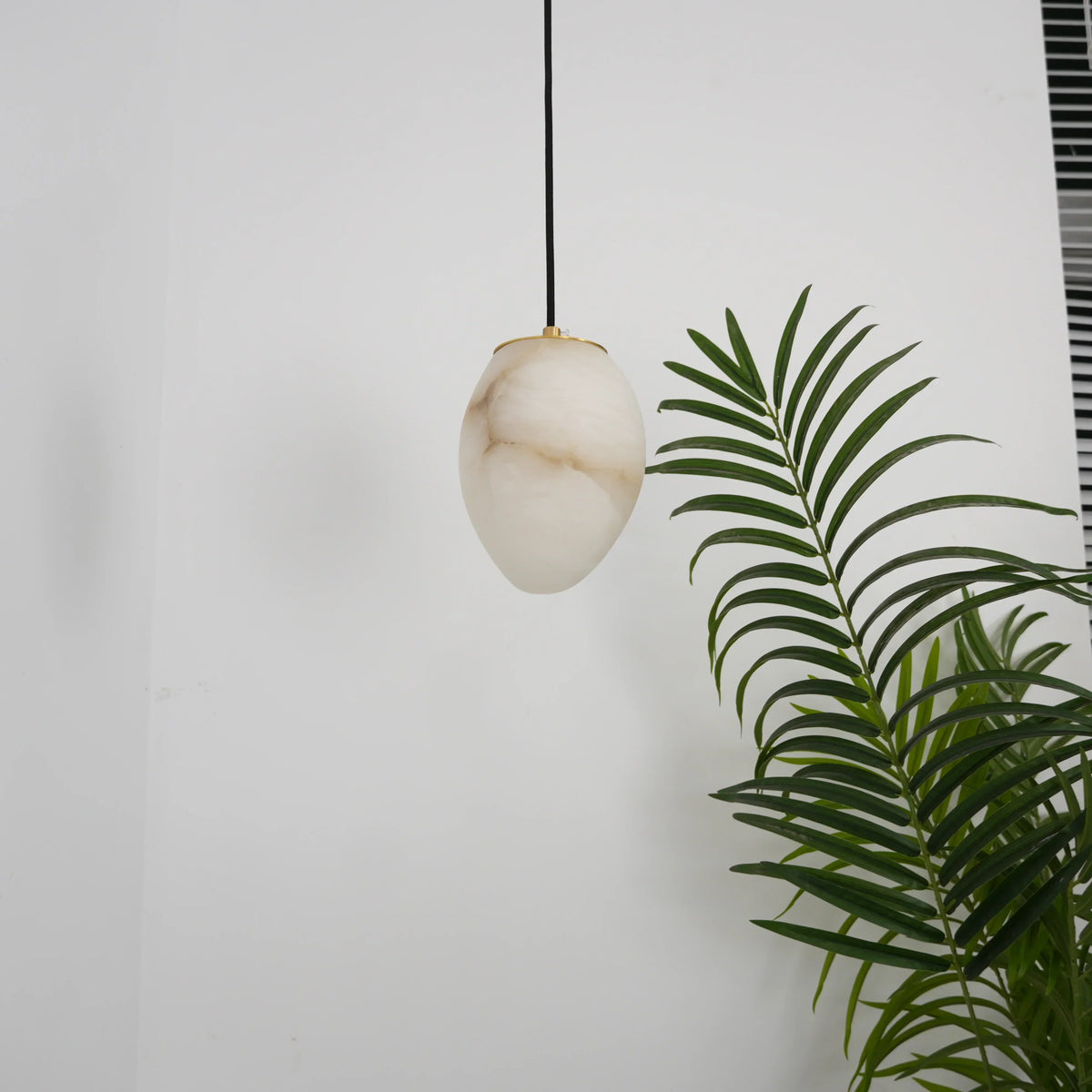 Pebble Alabaster Pendant Lamp – Alabaster detail 38