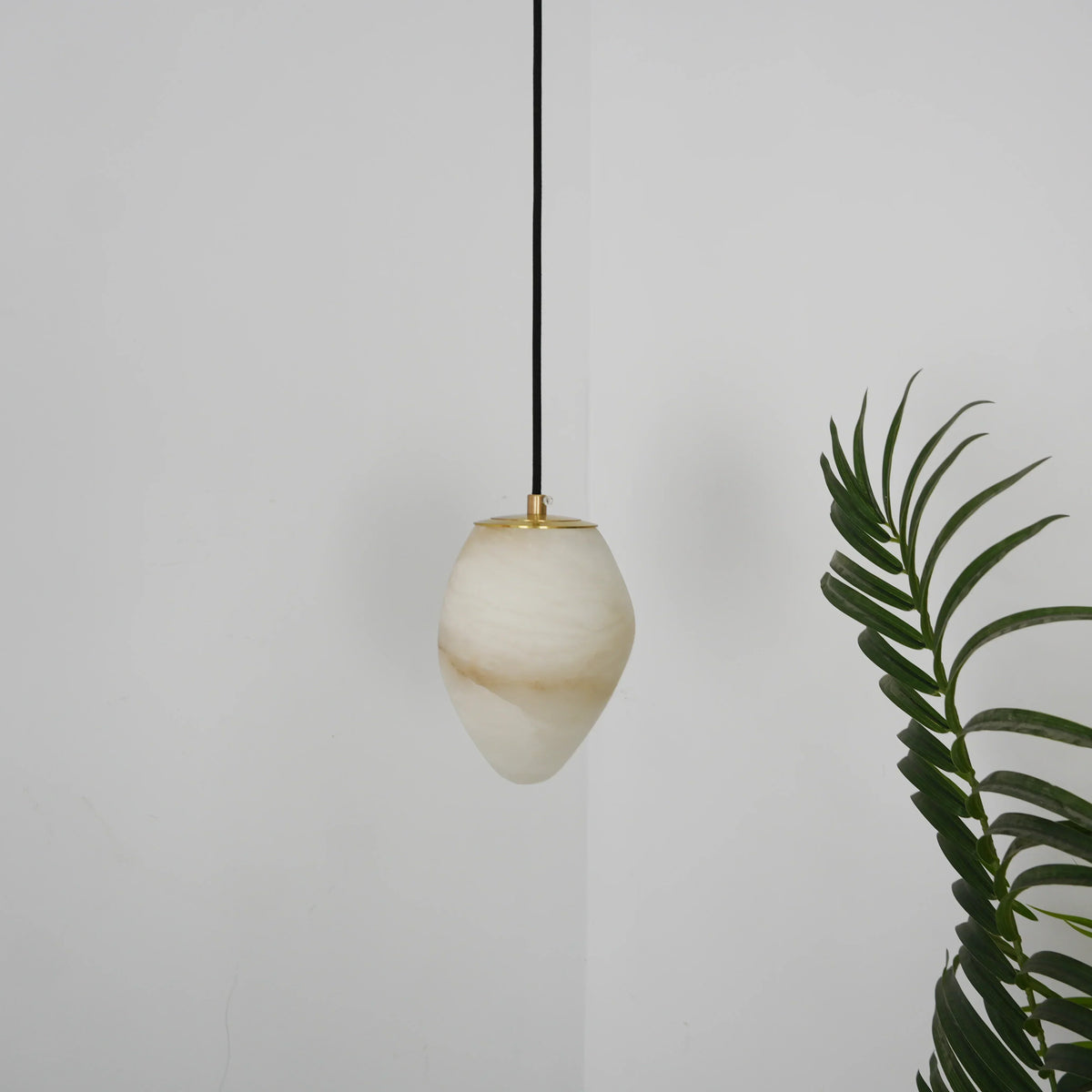 Pebble Alabaster Pendant Lamp – Alabaster detail 39