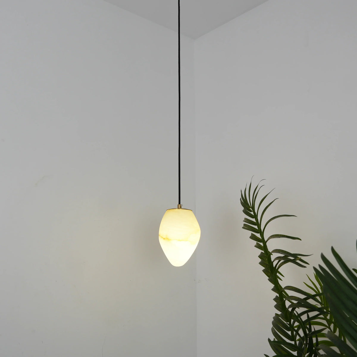 Pebble Alabaster Pendant Lamp – Alabaster detail 32