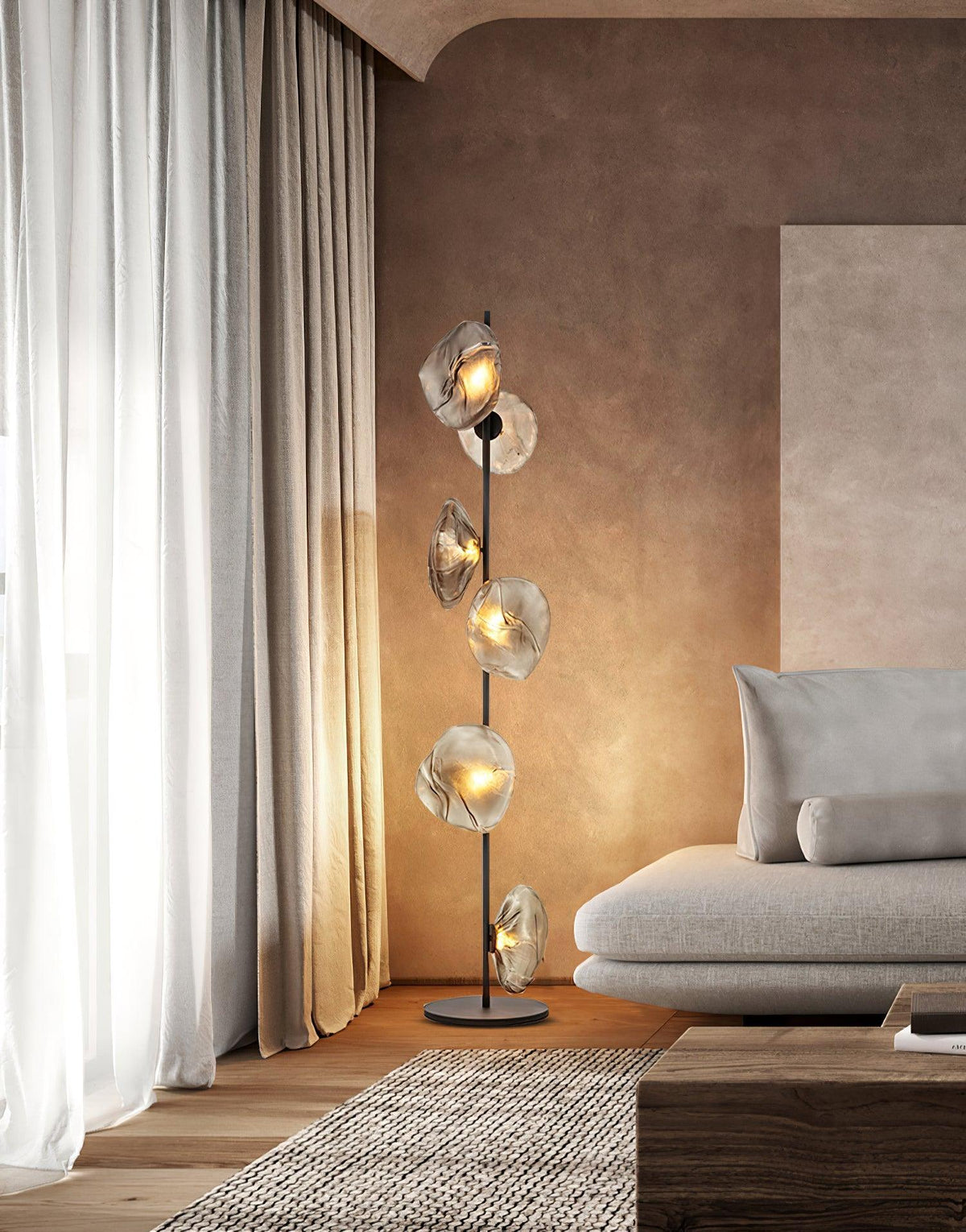 Glass Petals Floor Lamp – Glass detail 16