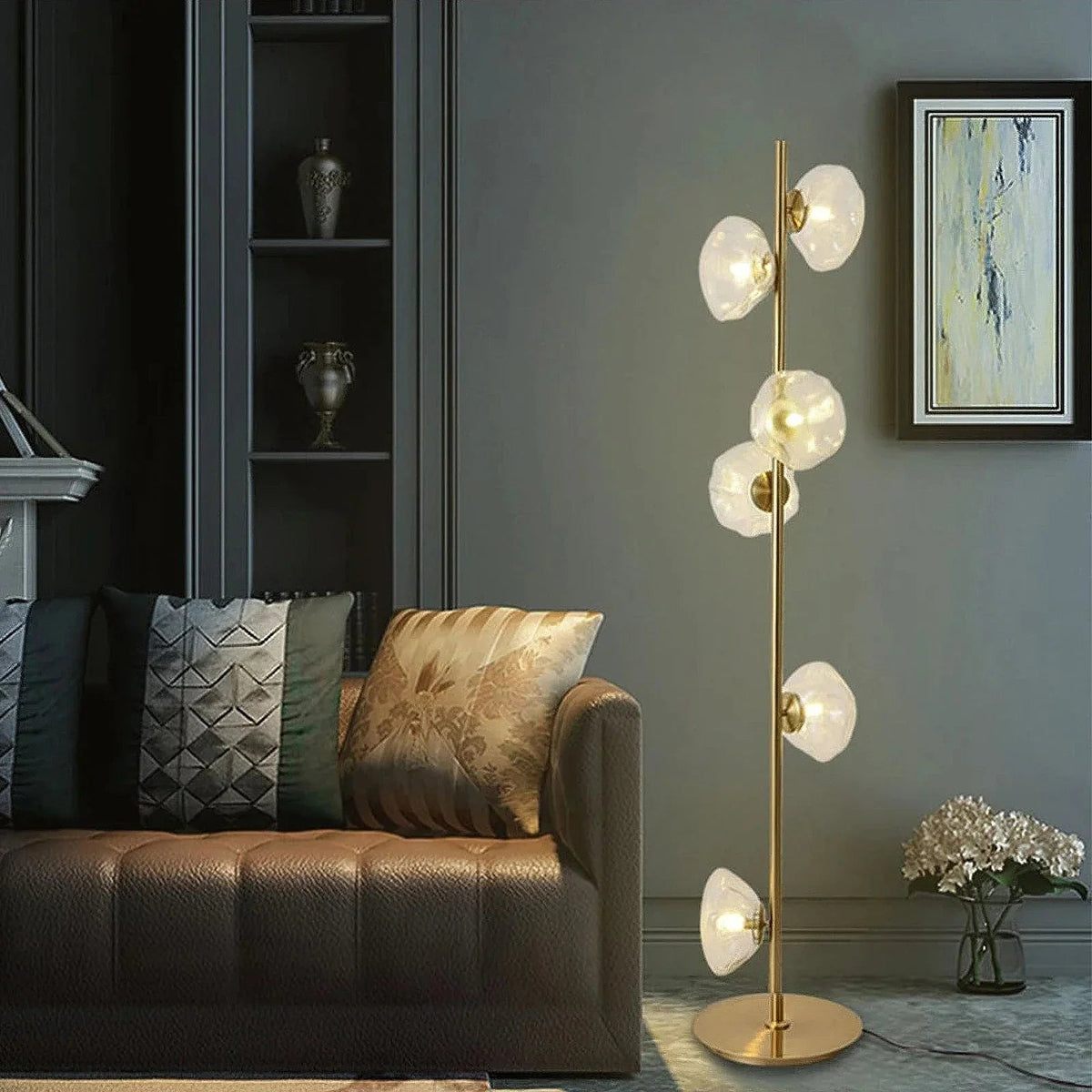 Glass Petals Floor Lamp – Glass detail 3