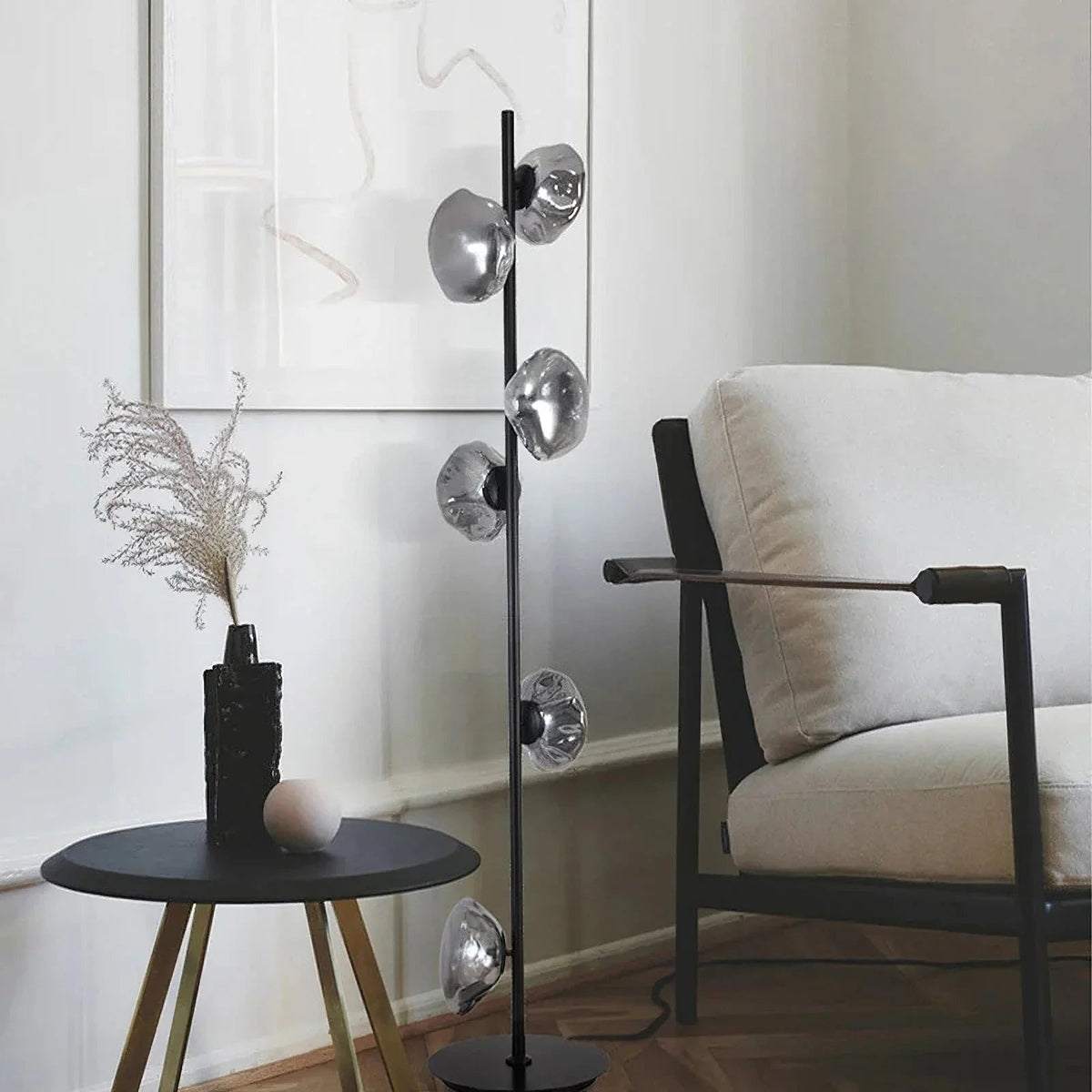 Glass Petals Floor Lamp – Glass detail 4