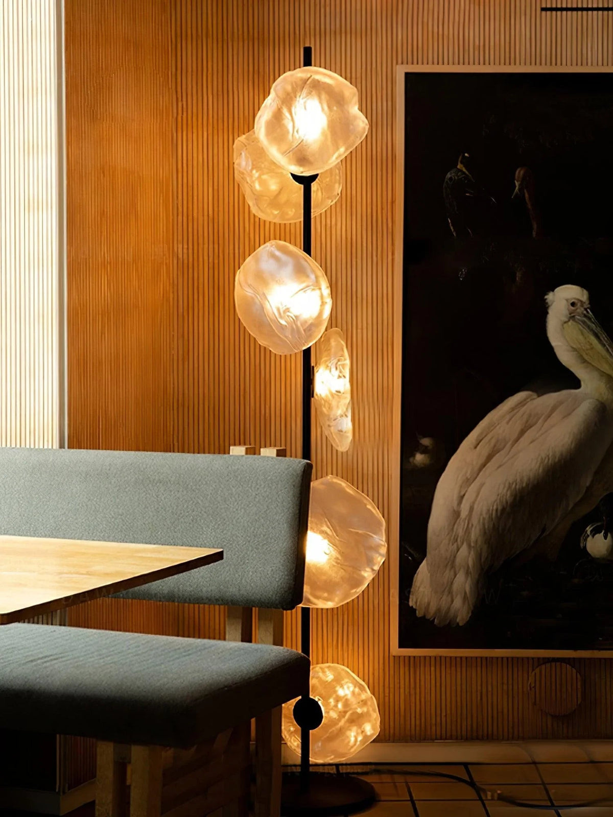 Glass Petals Floor Lamp – Glass detail 12