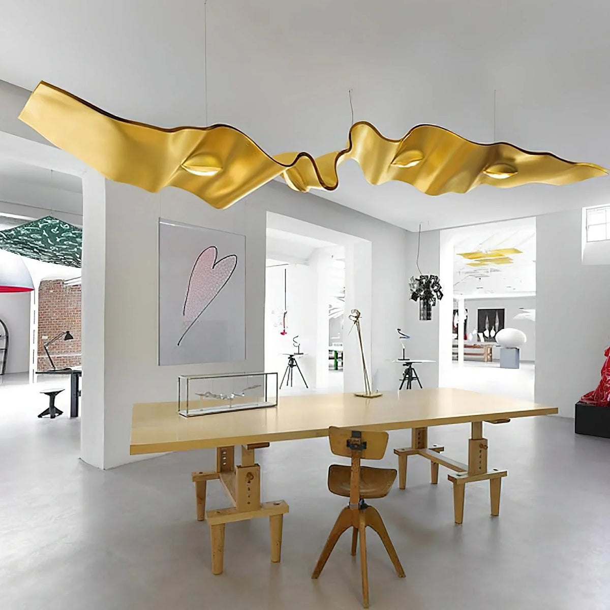 Gold Ribbon Chandelier – detail 2