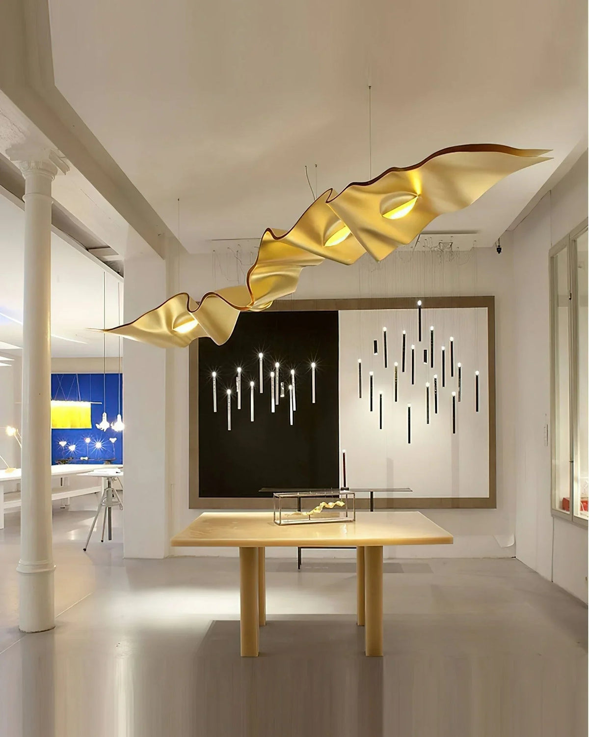 Gold Ribbon Chandelier – detail 12