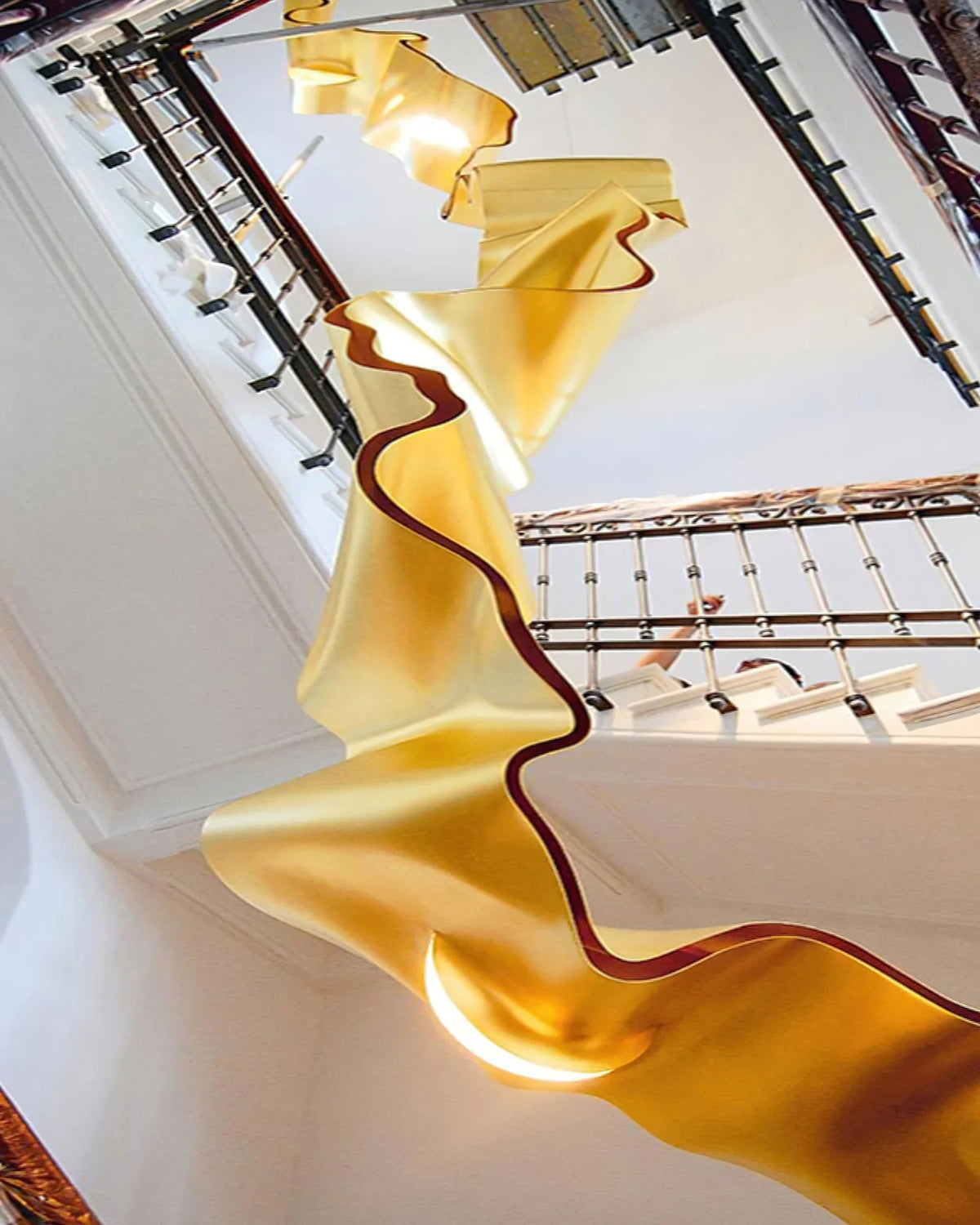 Gold Ribbon Chandelier – detail 17