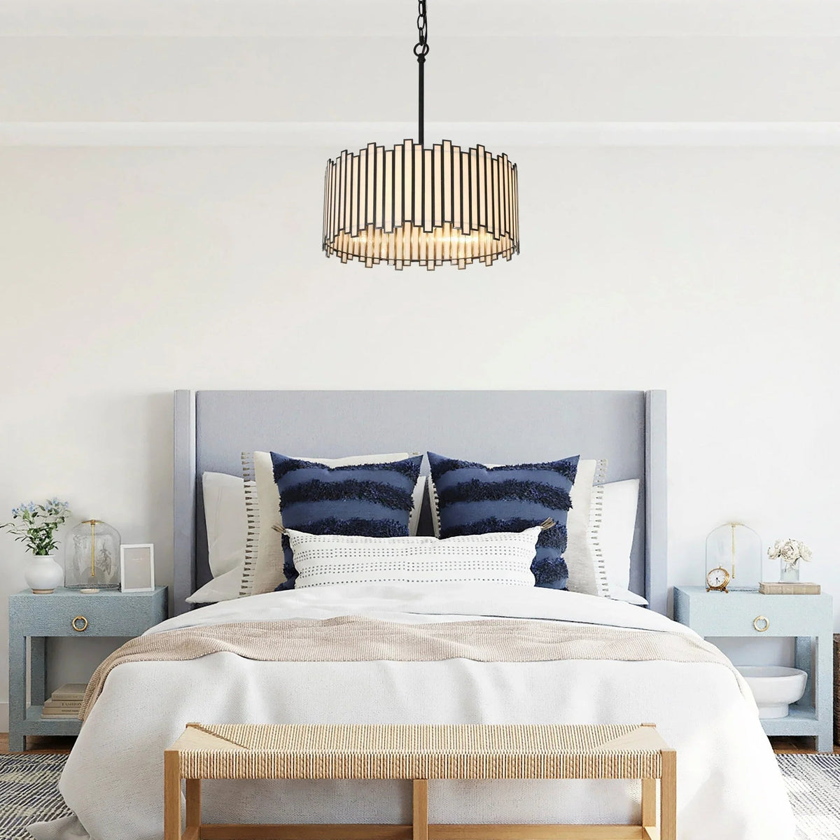 Hemaaolay Glass Chandelier – Glass detail 11