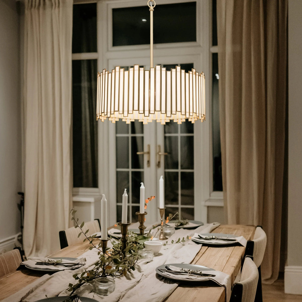Hemaaolay Glass Chandelier – Glass detail 14