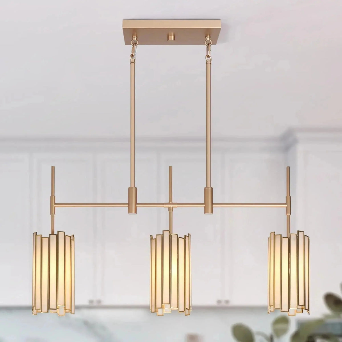 Hemaaolay Gold Glass Chandelier – Glass detail 2