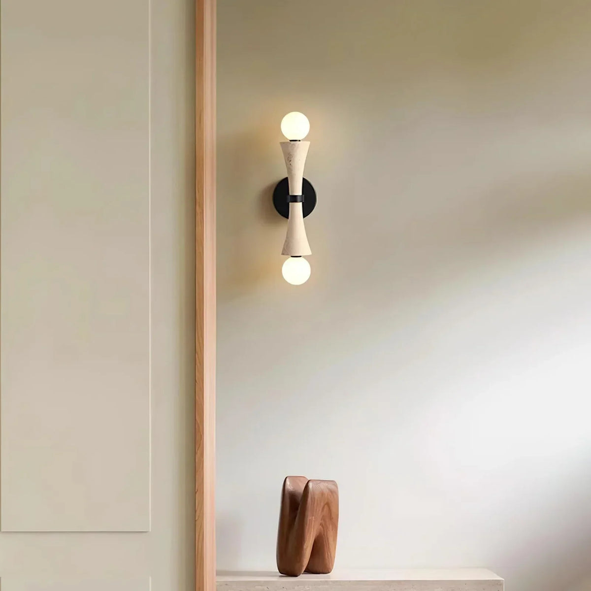 Hourglass Shape Travertine Obel Wall Sconce – Travertine detail 3