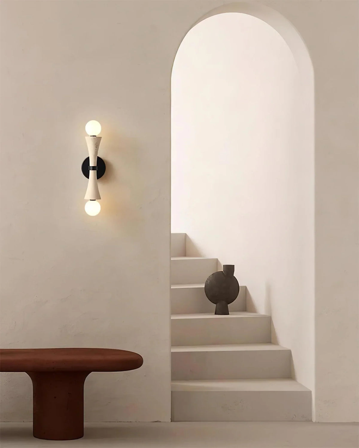 Hourglass Shape Travertine Obel Wall Sconce – Travertine detail 4