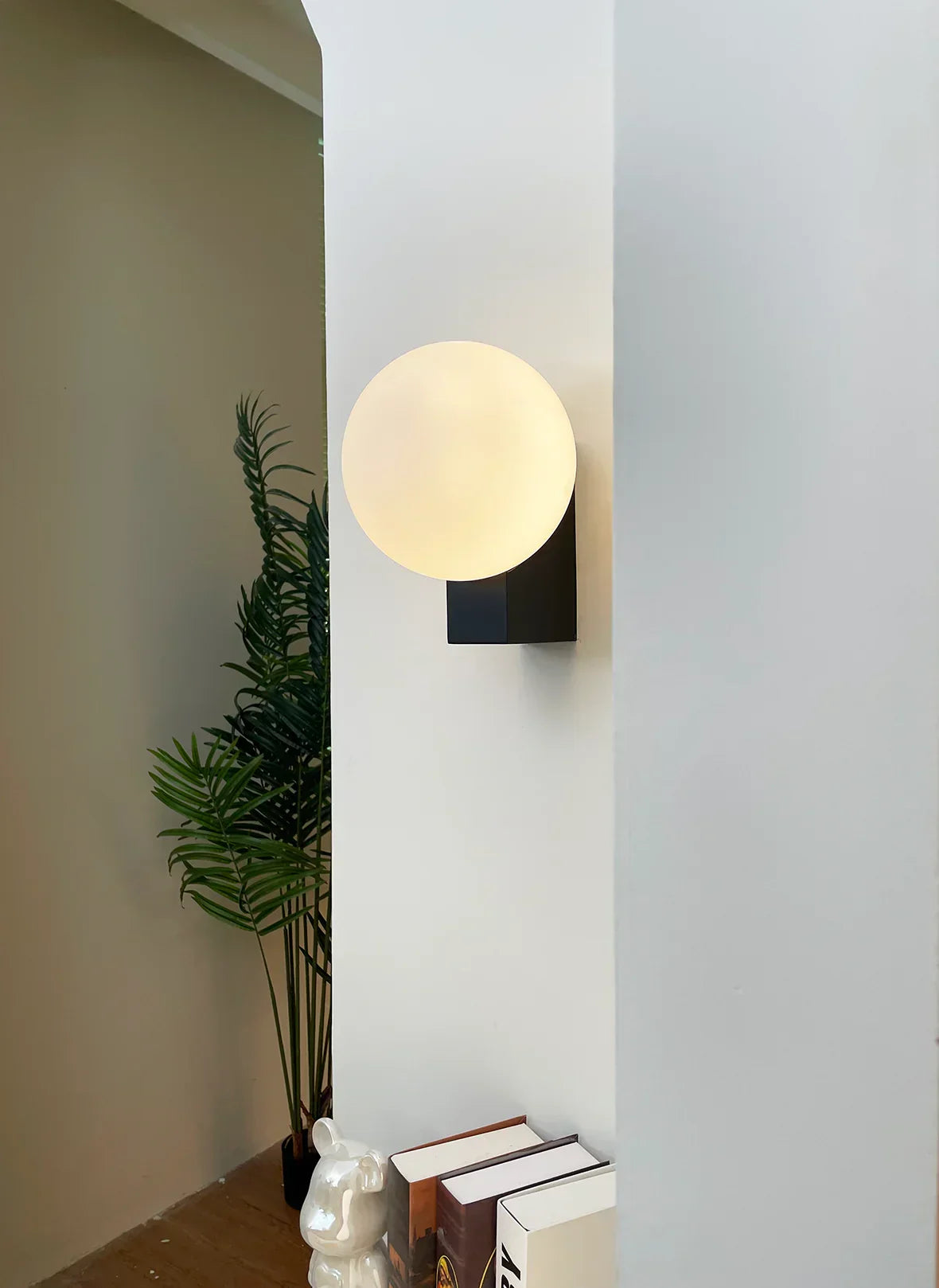 Journey SHY2 Glass Wall Lamp – Glass detail 13