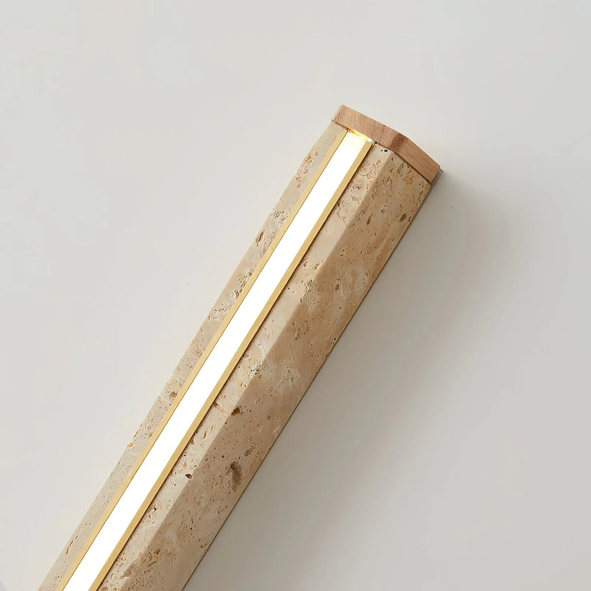 Long Strip Travertine Prometheus Wall Lamp – Travertine detail 10