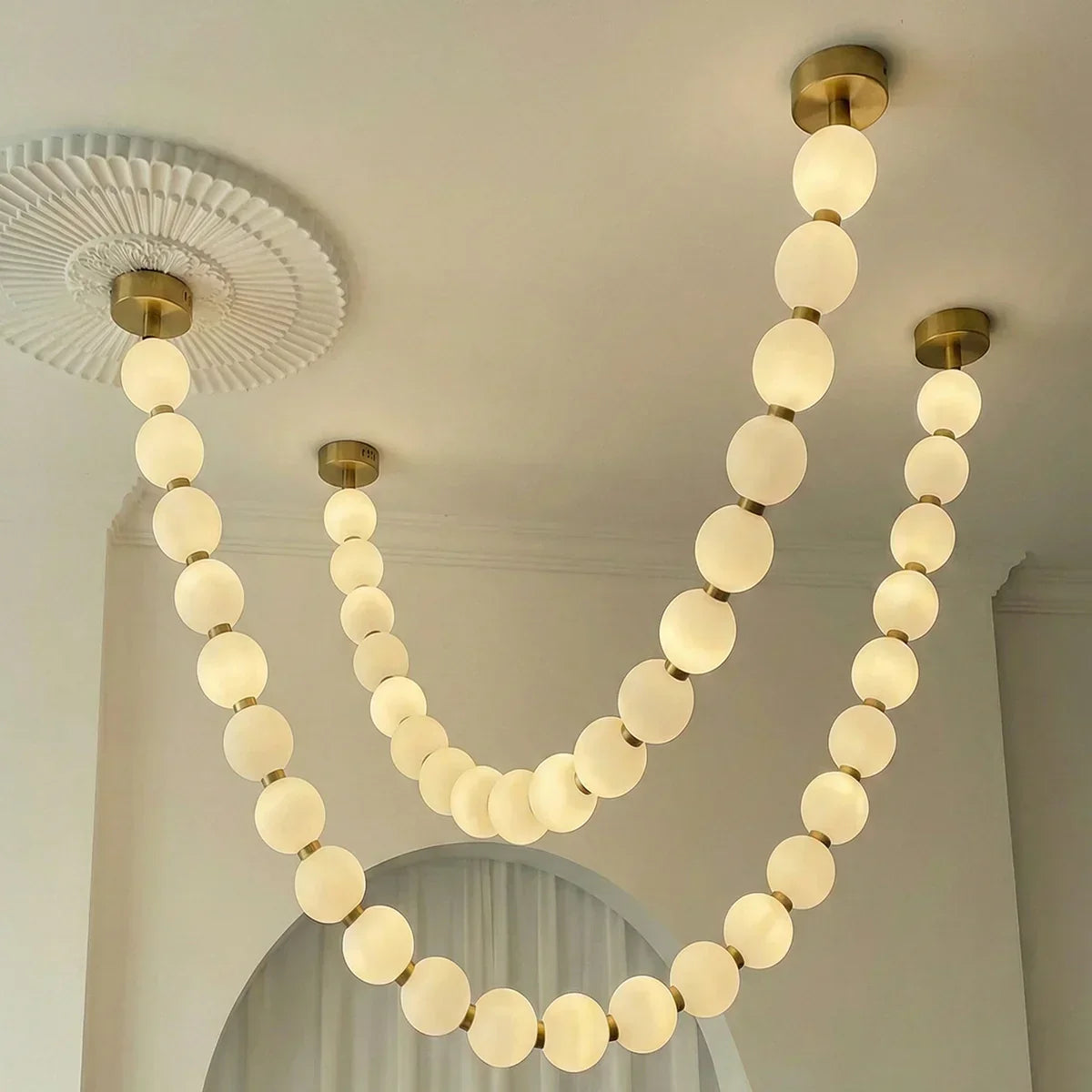 Luxurious Pearl Necklace Brass Chandelier – Brass detail 15