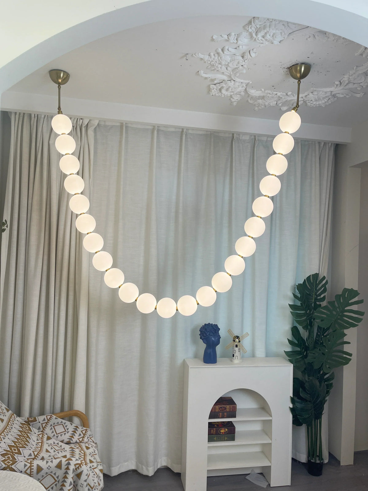 Luxurious Pearl Necklace Brass Chandelier – Brass detail 37