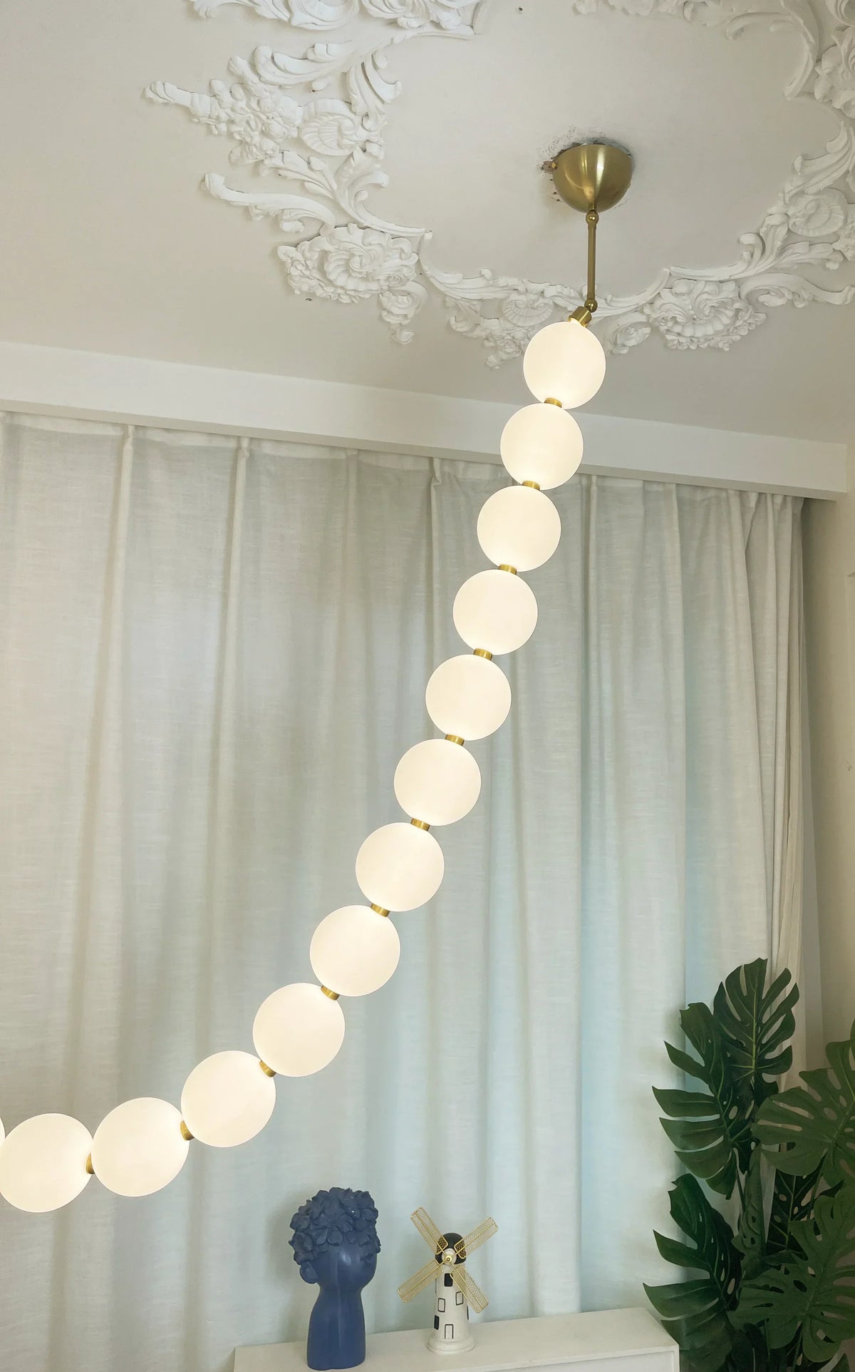 Luxurious Pearl Necklace Brass Chandelier – Brass detail 50