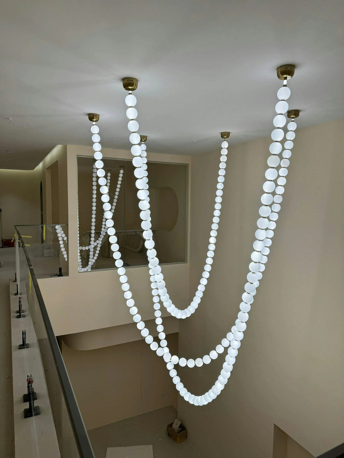 Luxurious Pearl Necklace Brass Chandelier – Brass detail 44