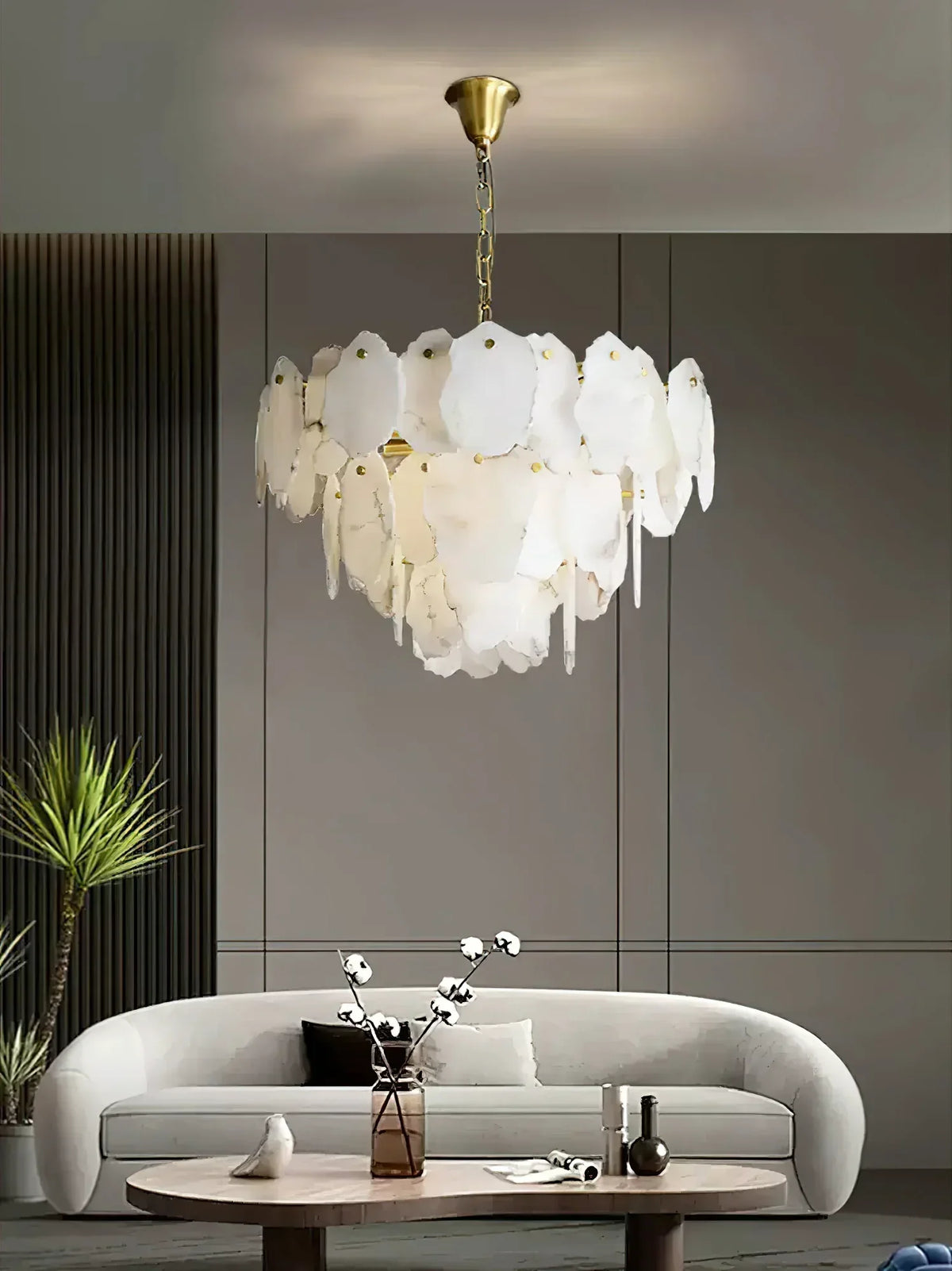 Gloire Alabaster Chandelier – Alabaster detail 4