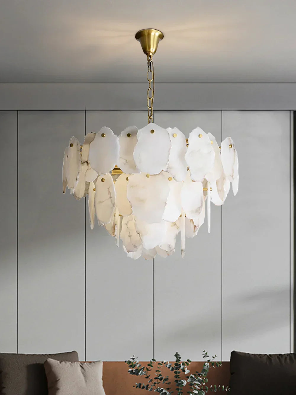 Gloire Alabaster Chandelier – Alabaster detail 10