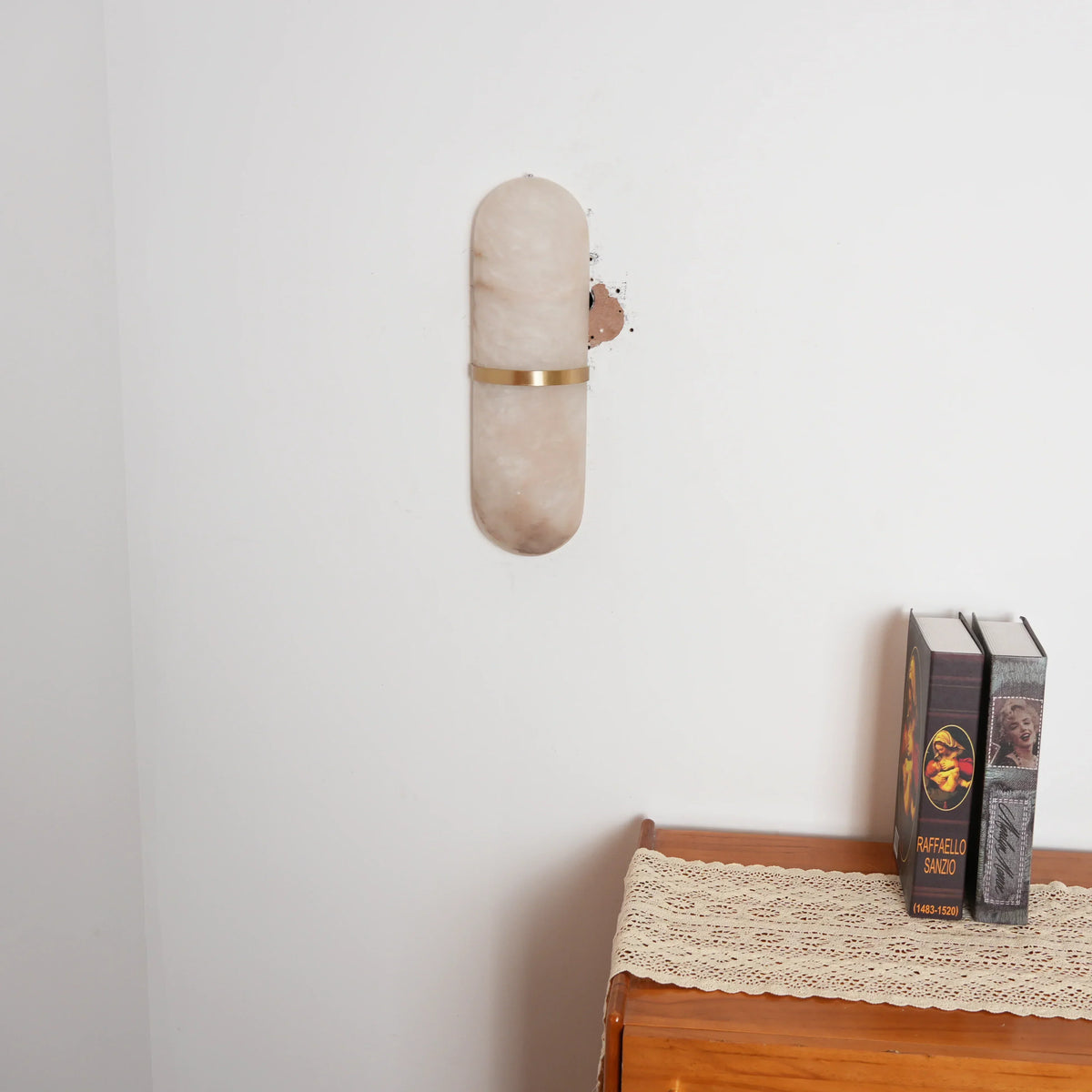 Oval Alabaster Semi-Circular Wall Lamp – Alabaster detail 20