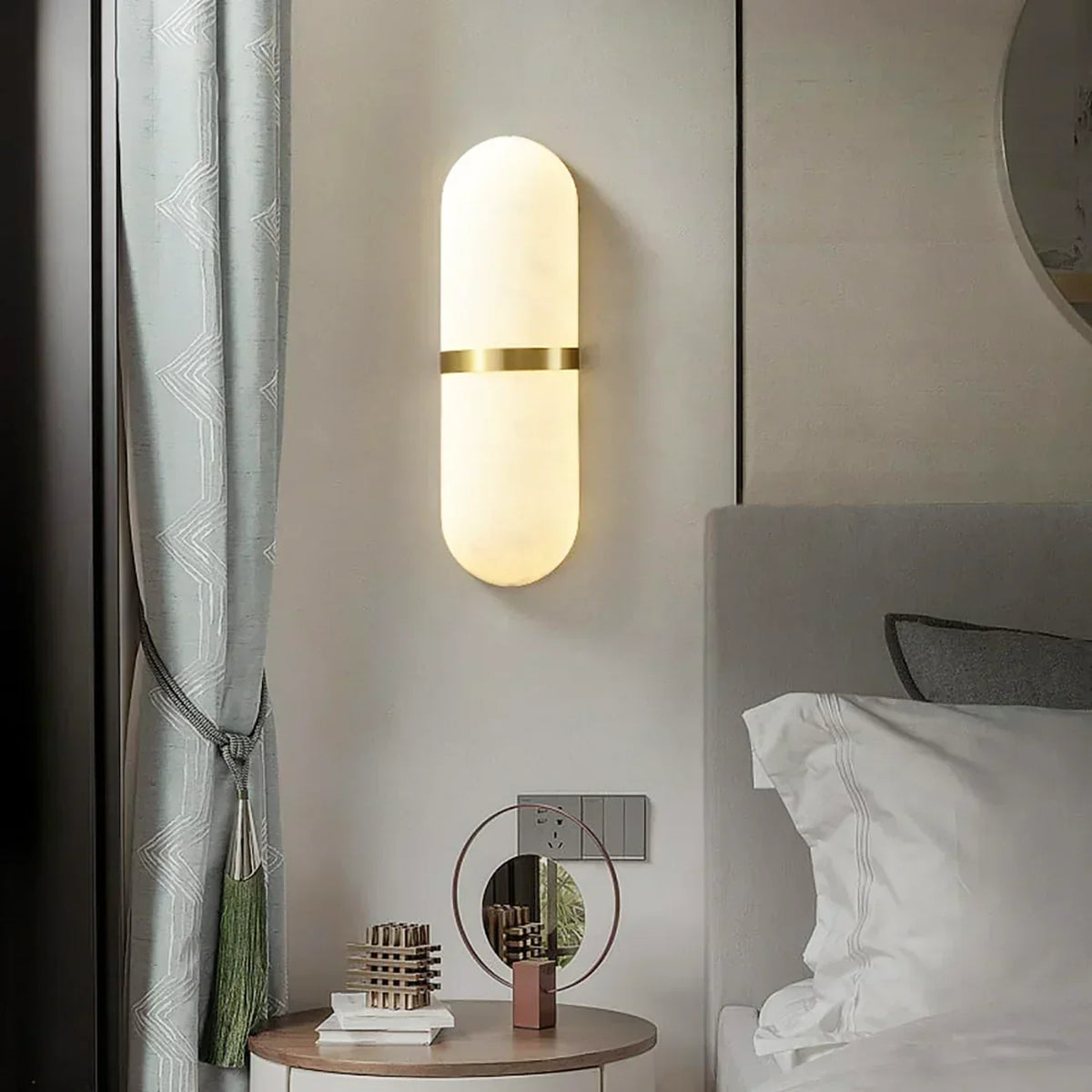 Oval Alabaster Semi-Circular Wall Lamp – Alabaster detail 3