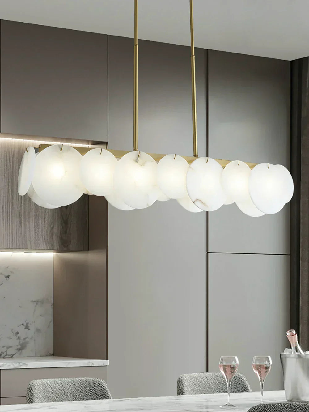 Modern Alabaster Linear Chandelier – Alabaster detail 5