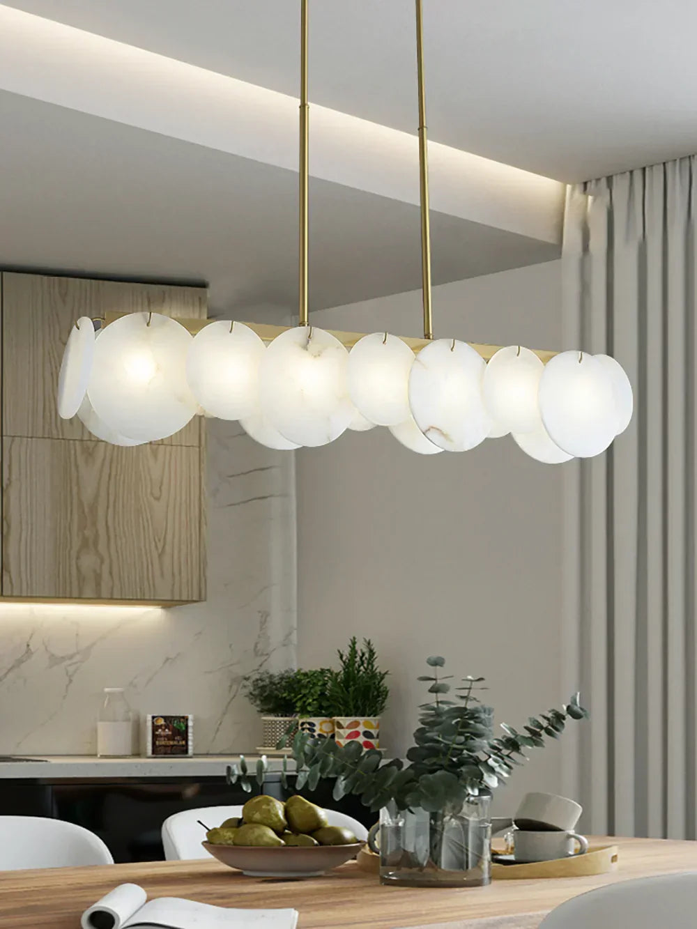 Modern Alabaster Linear Chandelier – Alabaster detail 10