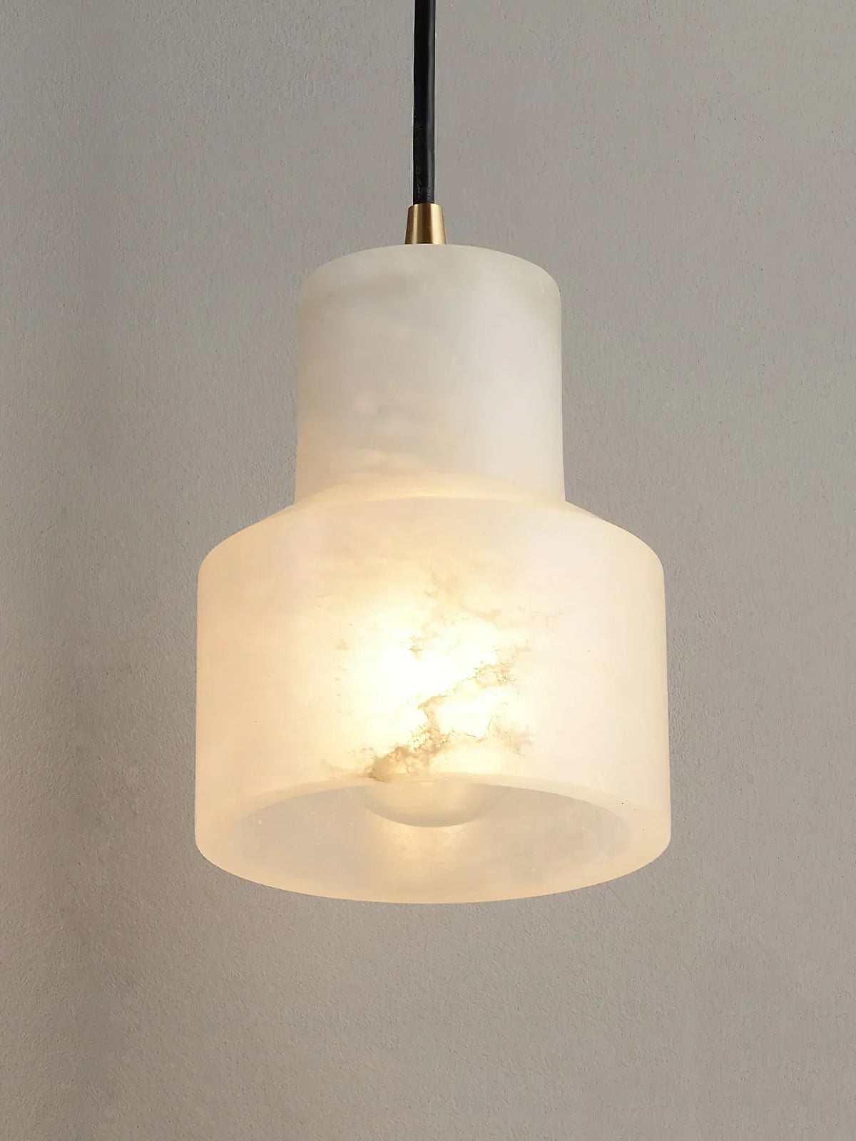 Modern Alabaster Millson Pendnat Light – Alabaster detail 13