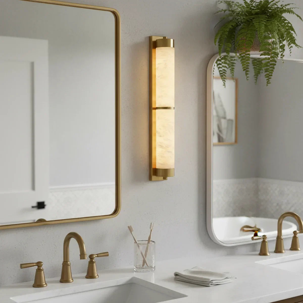 Cylindra Alabaster Brass Wall Light – Alabaster detail 3