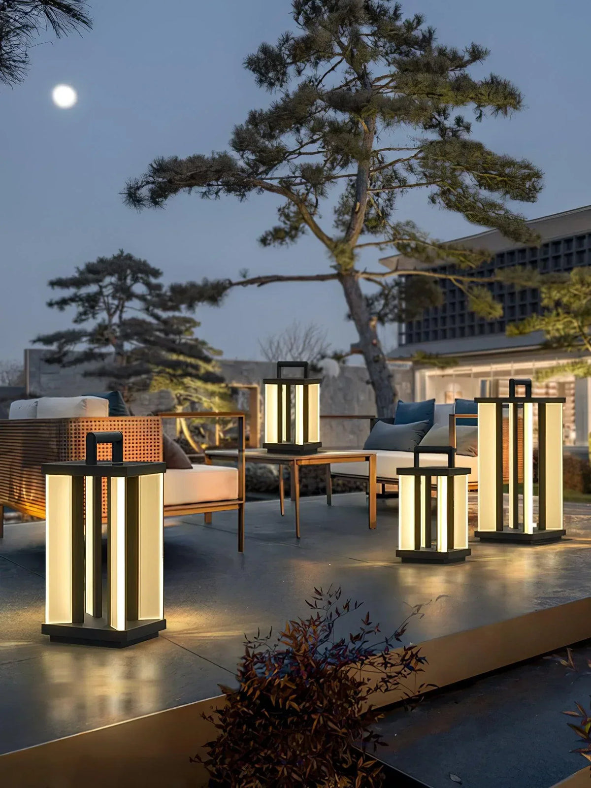 Modern Metroluxe Simple Outdoor Steel Light – Steel detail 6
