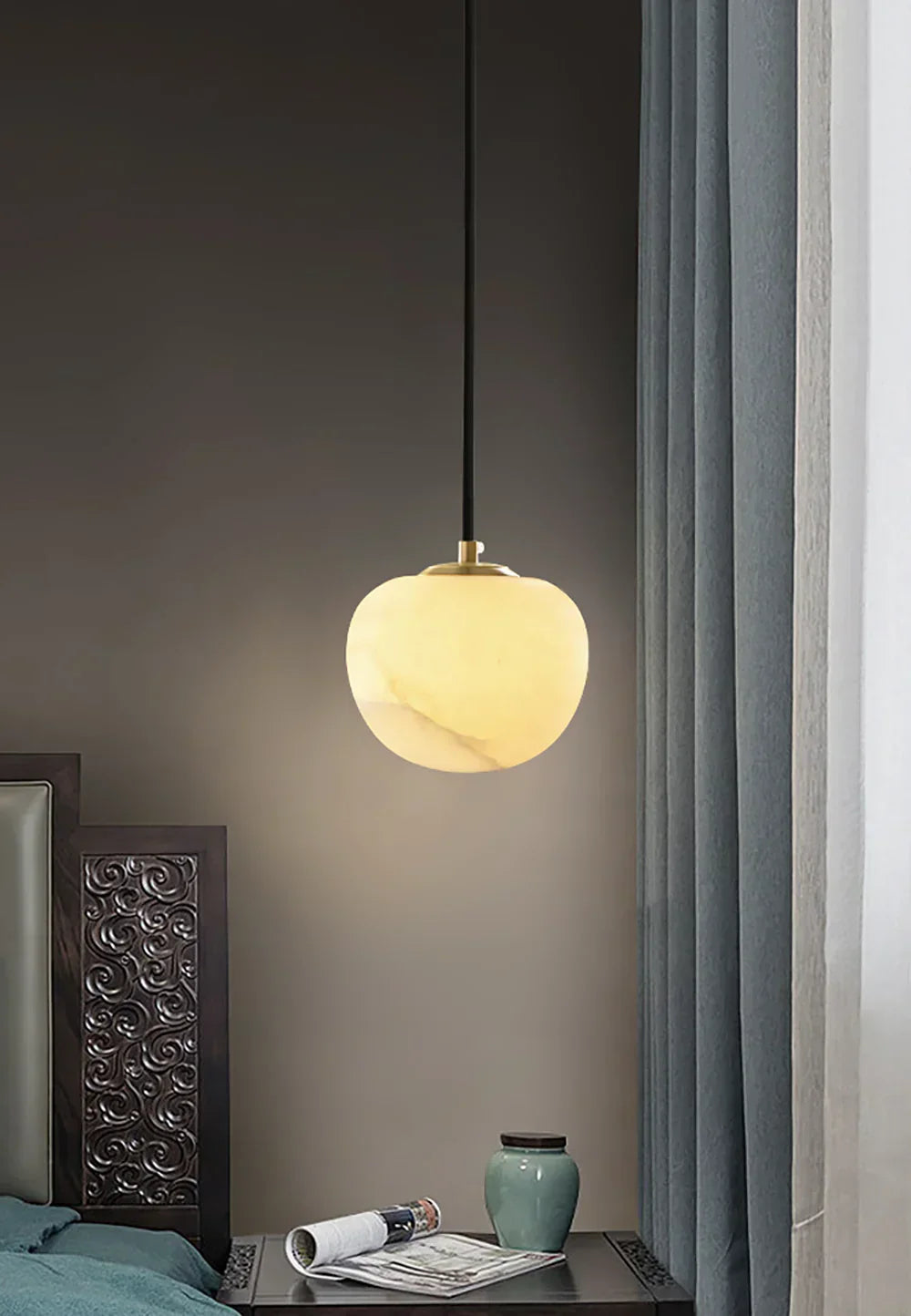 Round Alabaster Pendant Light – Alabaster detail 4