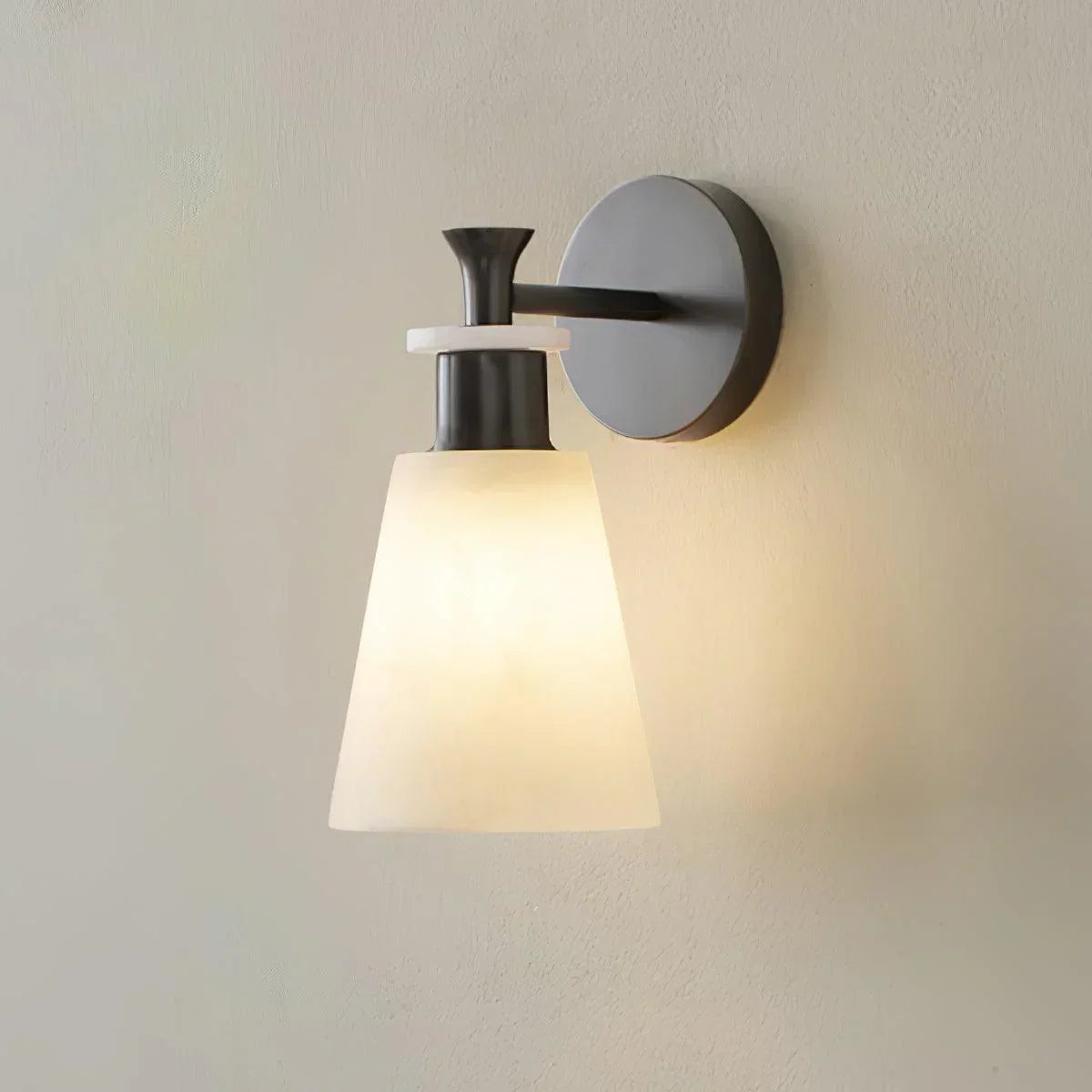 Conical Tapered Alabaster Wall Sconce – Alabaster detail 20