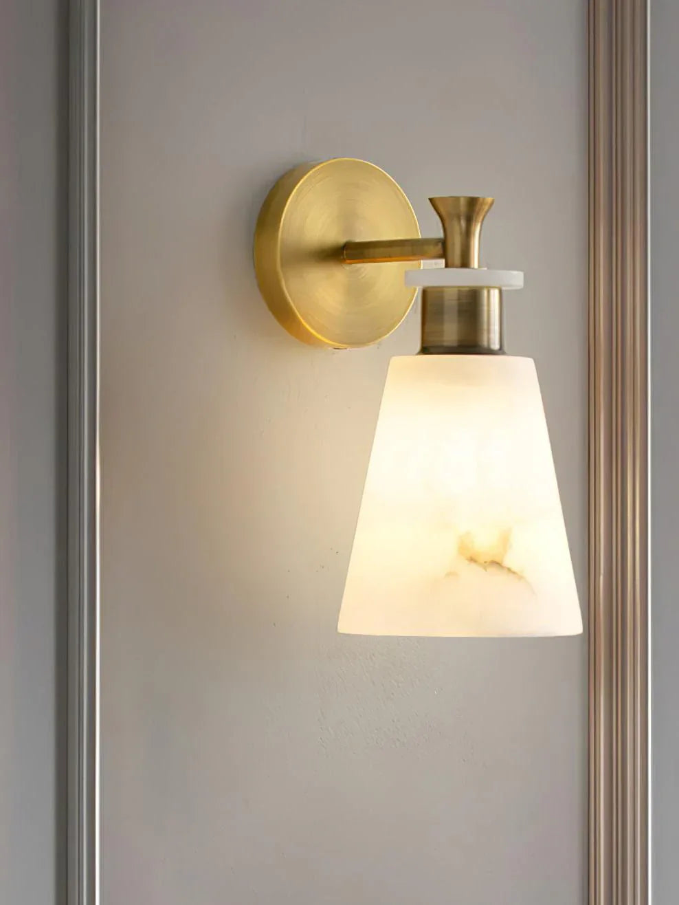 Conical Tapered Alabaster Wall Sconce – Alabaster detail 10