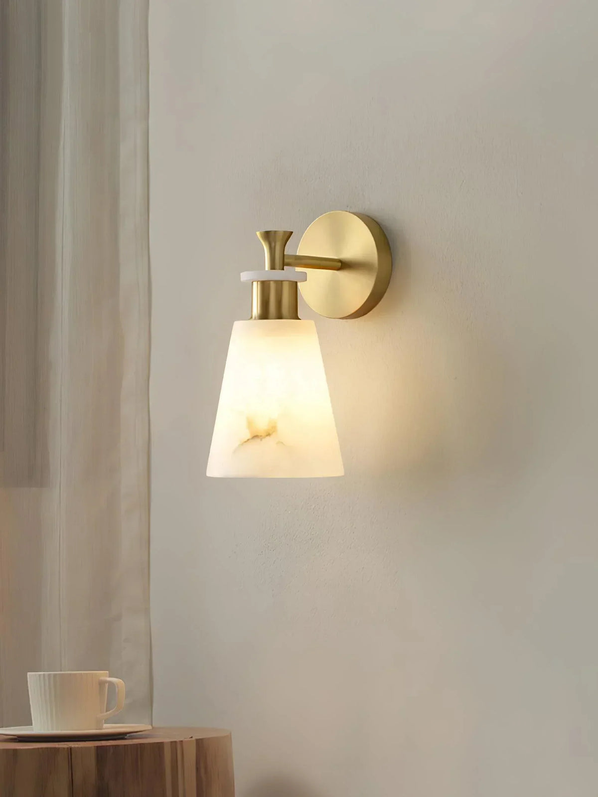 Conical Tapered Alabaster Wall Sconce – Alabaster detail 8